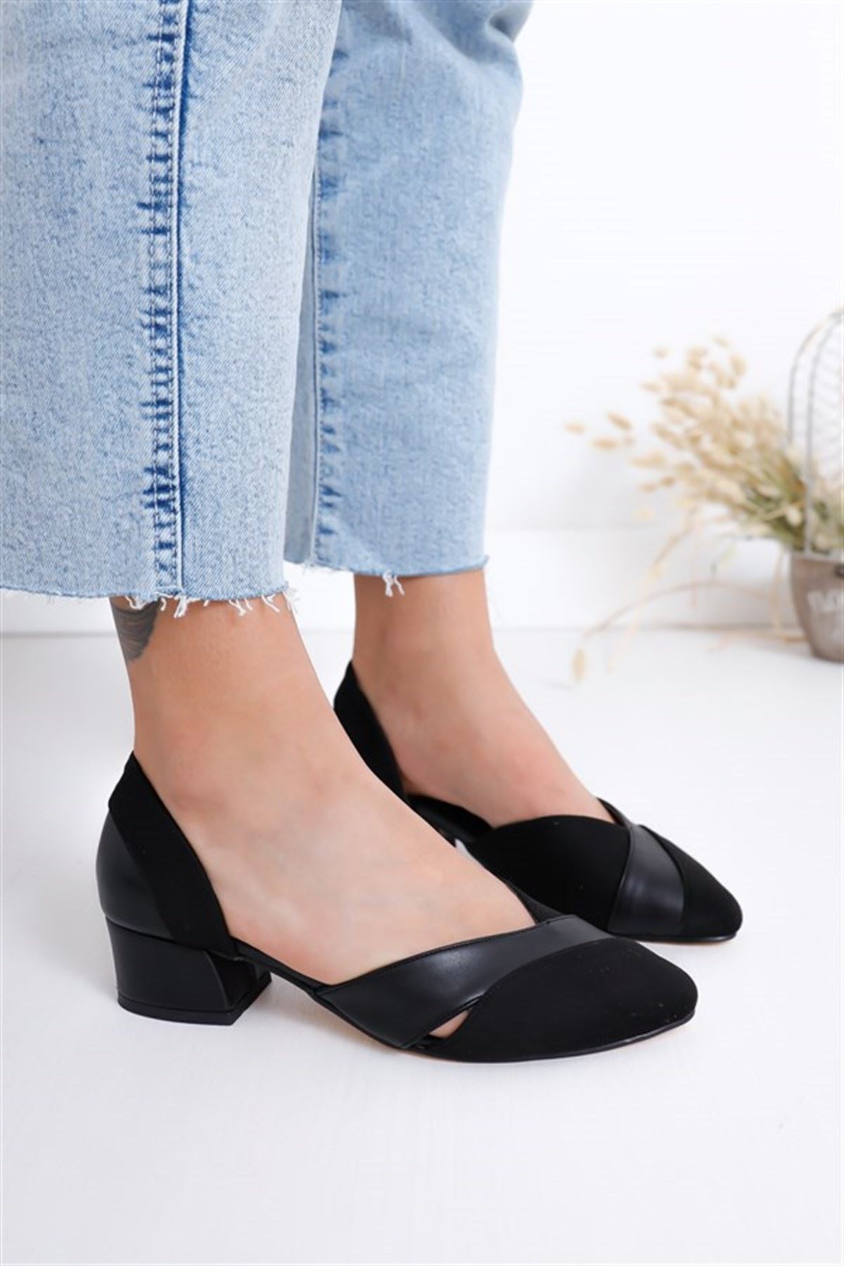 Leslie Topuklu Siyah Süet-Cilt Ayakkabı