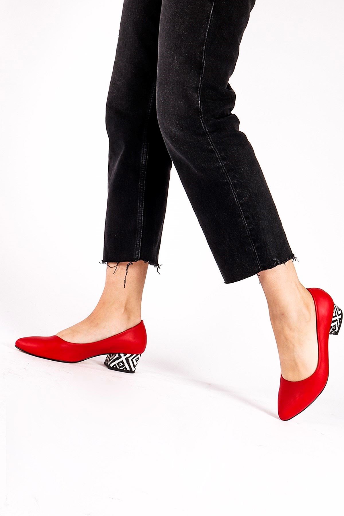 Fori Kırmızı Cilt Topuklu Ayakkabı
