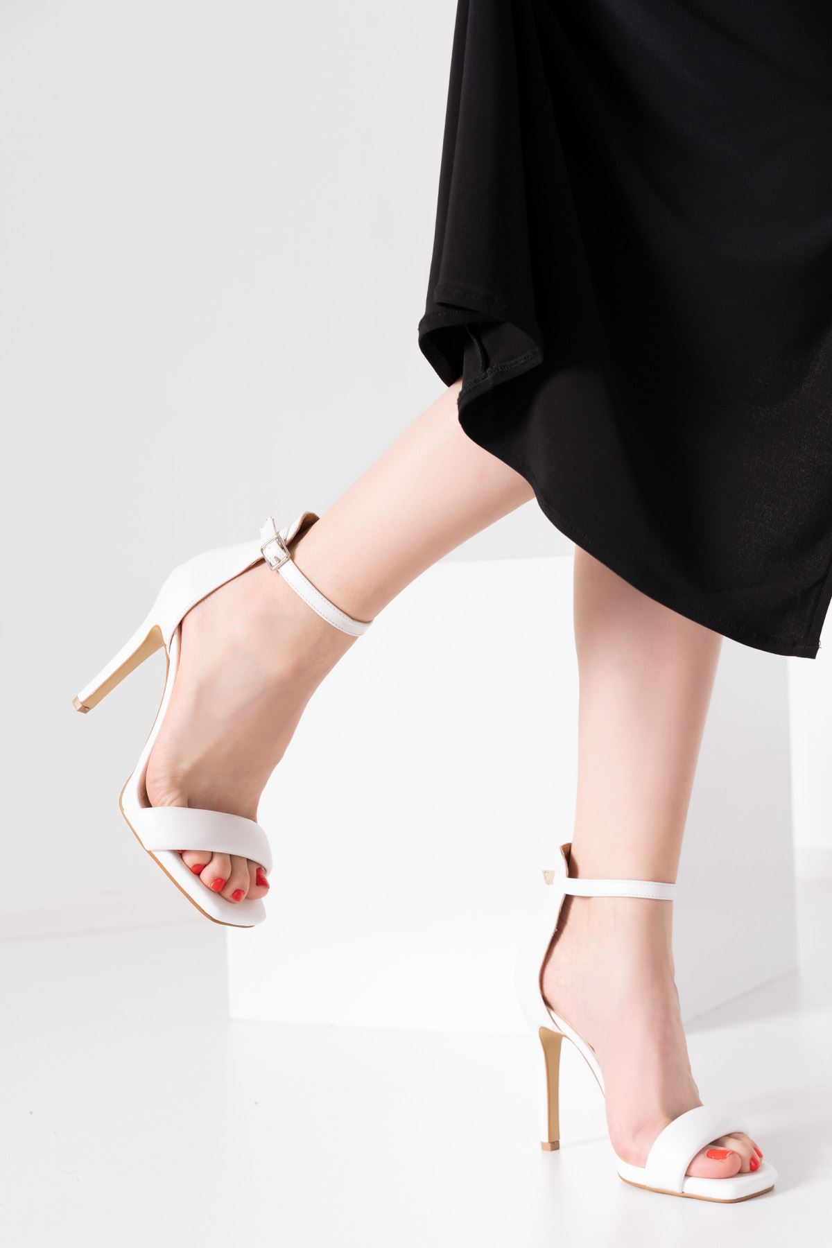 Greta Cilt Beyaz Kadın Topuklu Ayakkabı
