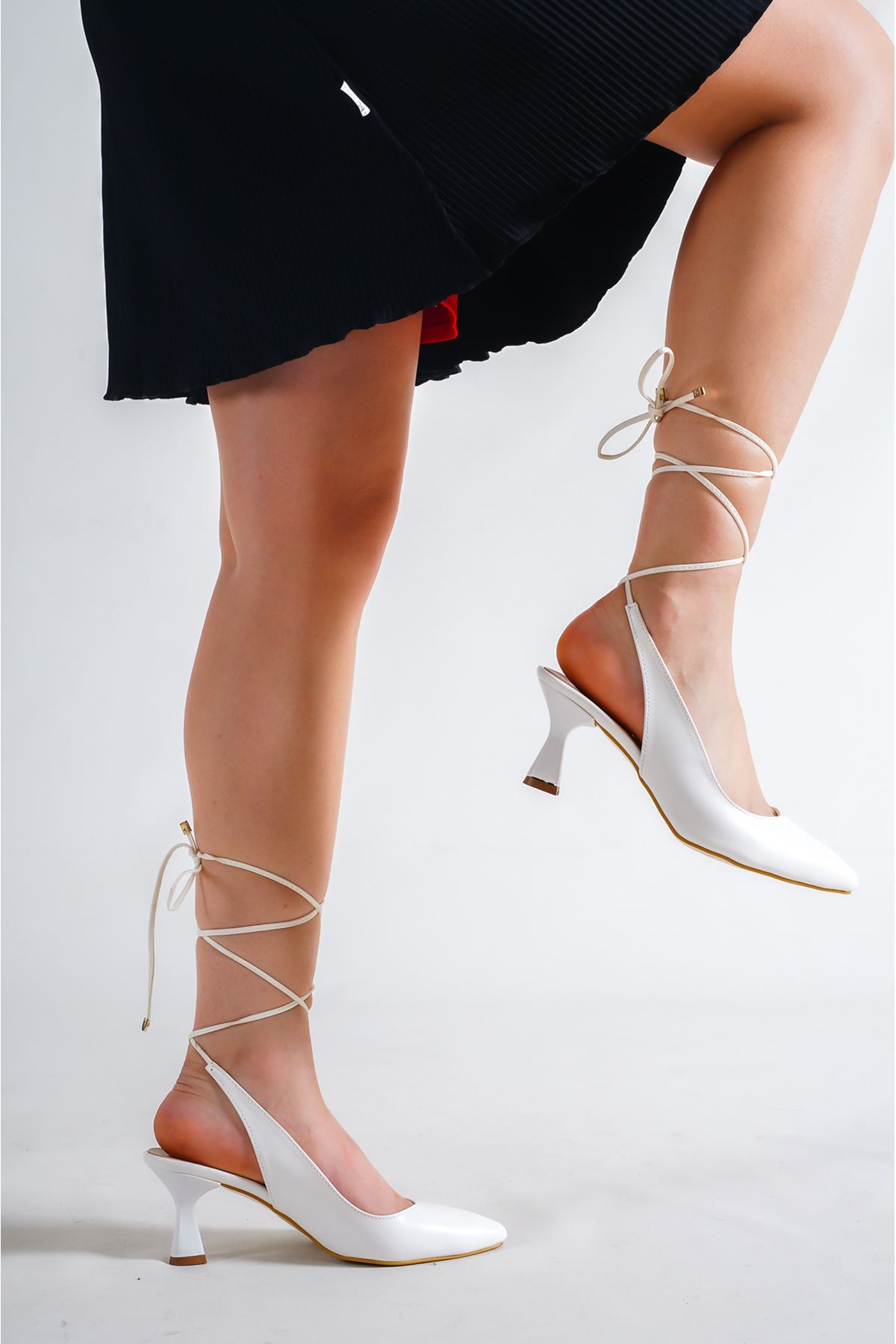 Terina Bilekten Bağlamalı Beyaz Cilt Kadın Topuklu Ayakkabı