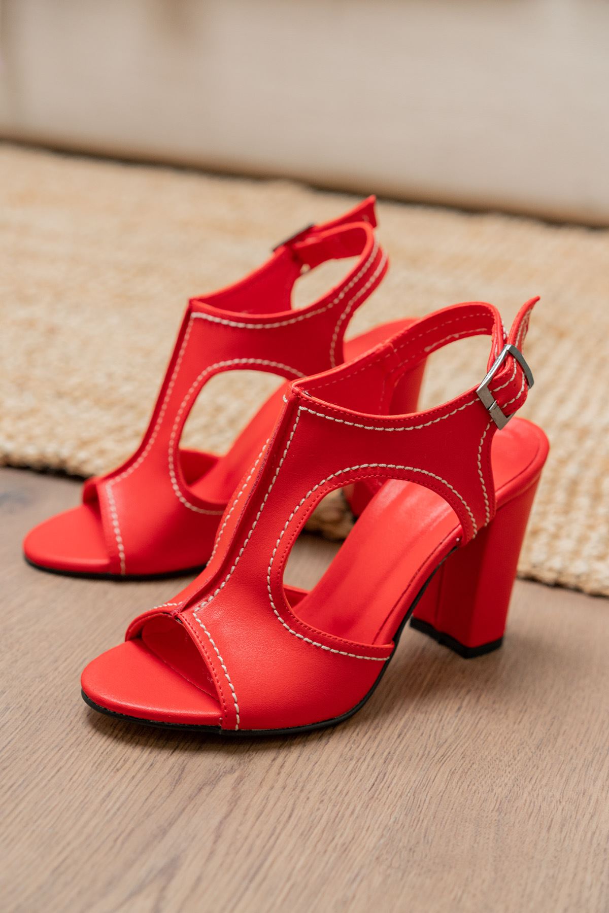 Orisha Kırmızı Cilt Topuklu Kadın Ayakkabı    