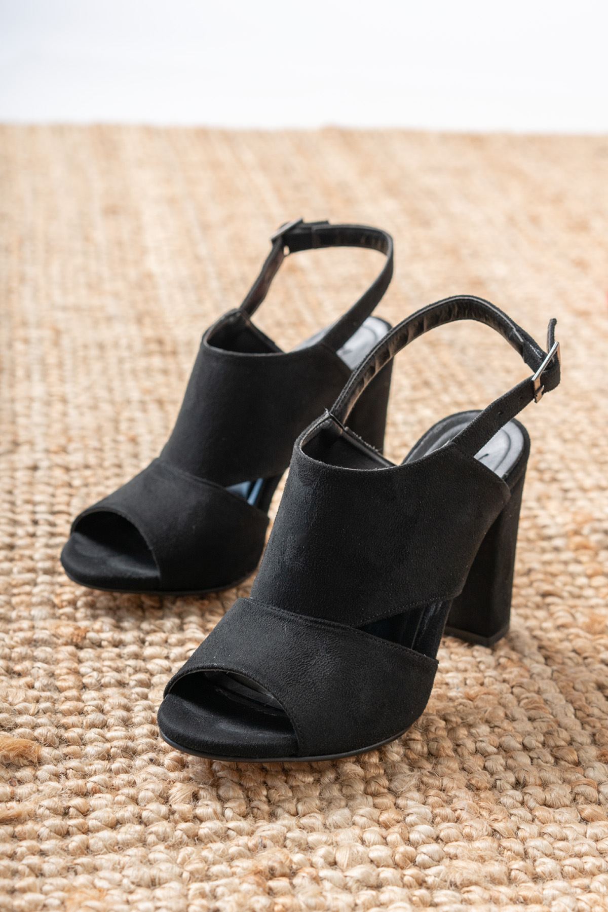 Seila Siyah Süet Yüksek Topuklu Kadın Ayakkabı  