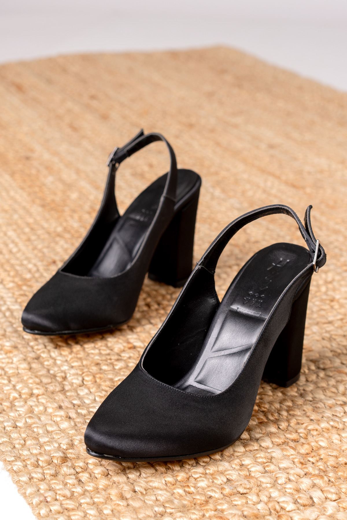 Vera Siyah Saten Yüksek Topuklu Kadın Ayakkabı