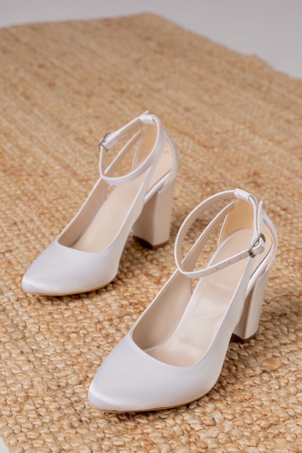 Lillian Topuklu Beyaz Saten Topuklu Kadın Ayakkabı  