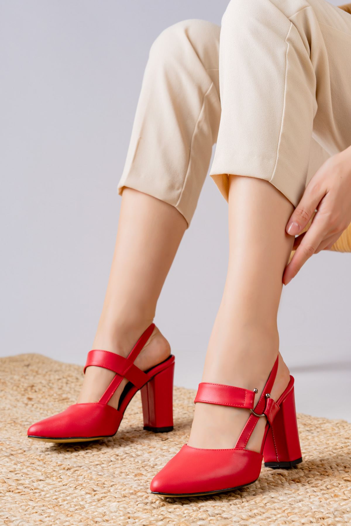 Hella Kırmızı Cilt Yüksek Topuklu Kadın Ayakkabı