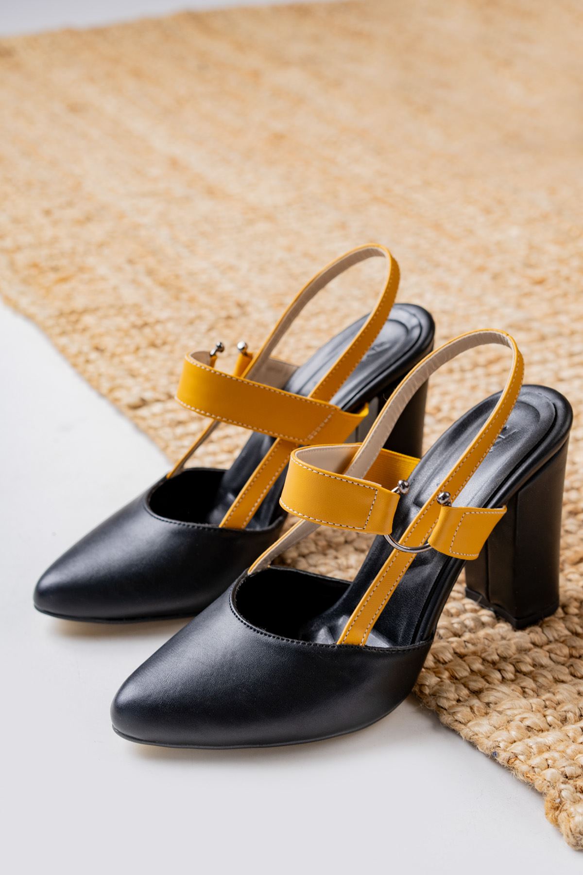 Hella Siyah - Hardal Cilt Yüksek Topuklu Kadın Ayakkabı 