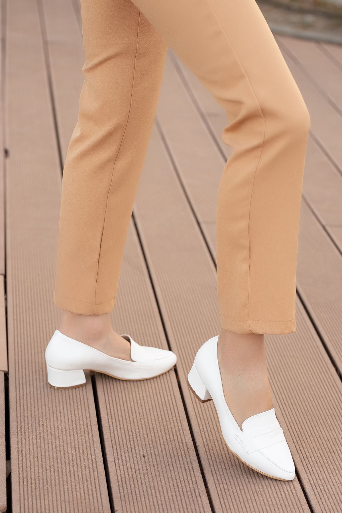 Luna Topuklu Beyaz Cilt Kadın Ayakkabı 