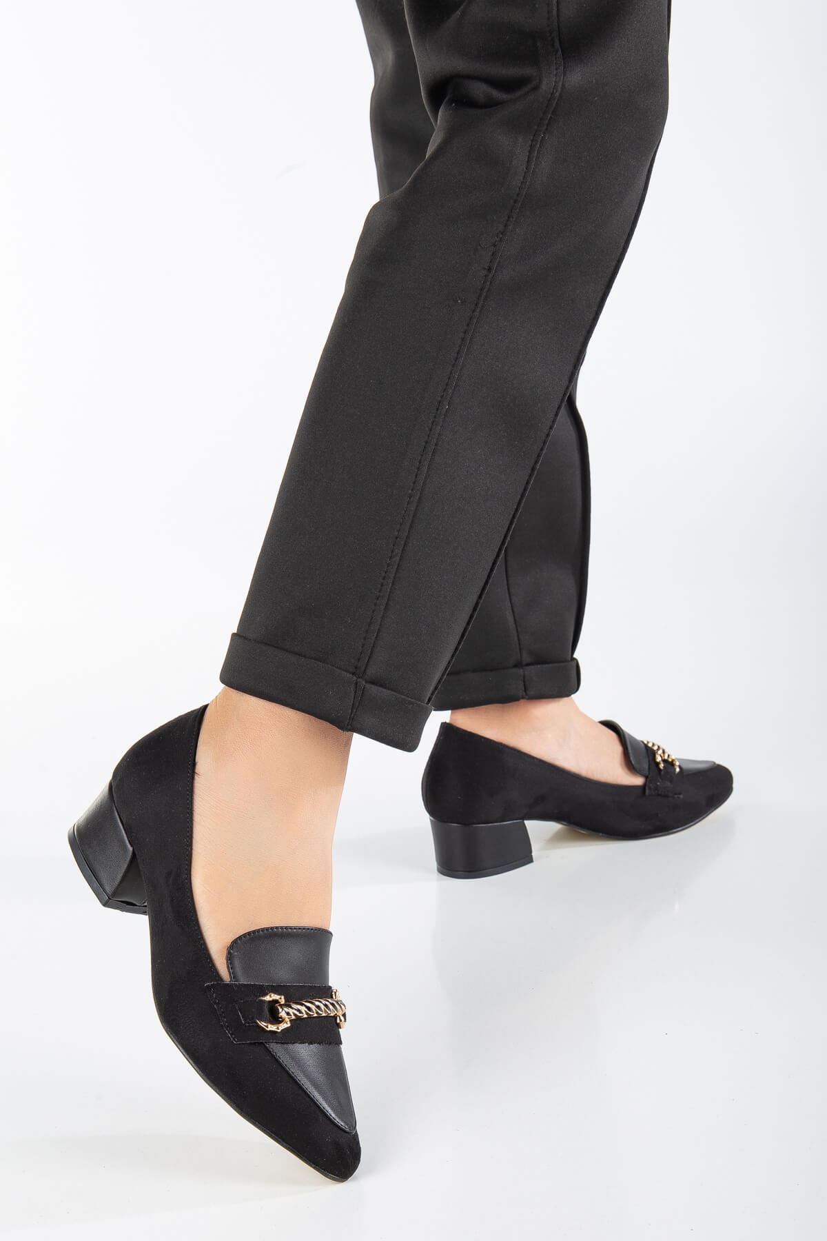 AUGUSTA Siyah Süet - Cilt Toka Detaylı Kadın Alçak Topuklu Ayakkabı 