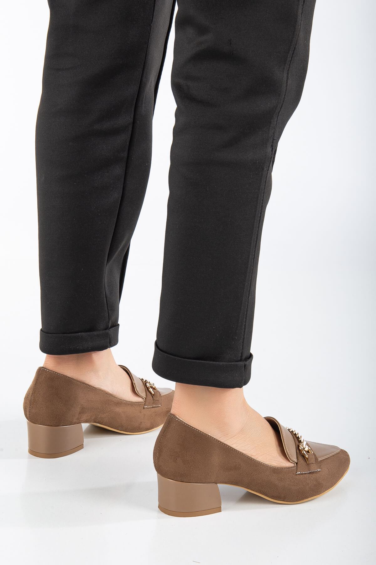 AUGUSTA Kahverengi Süet - Cilt Toka Detaylı Kadın Alçak Topuklu Ayakkabı
