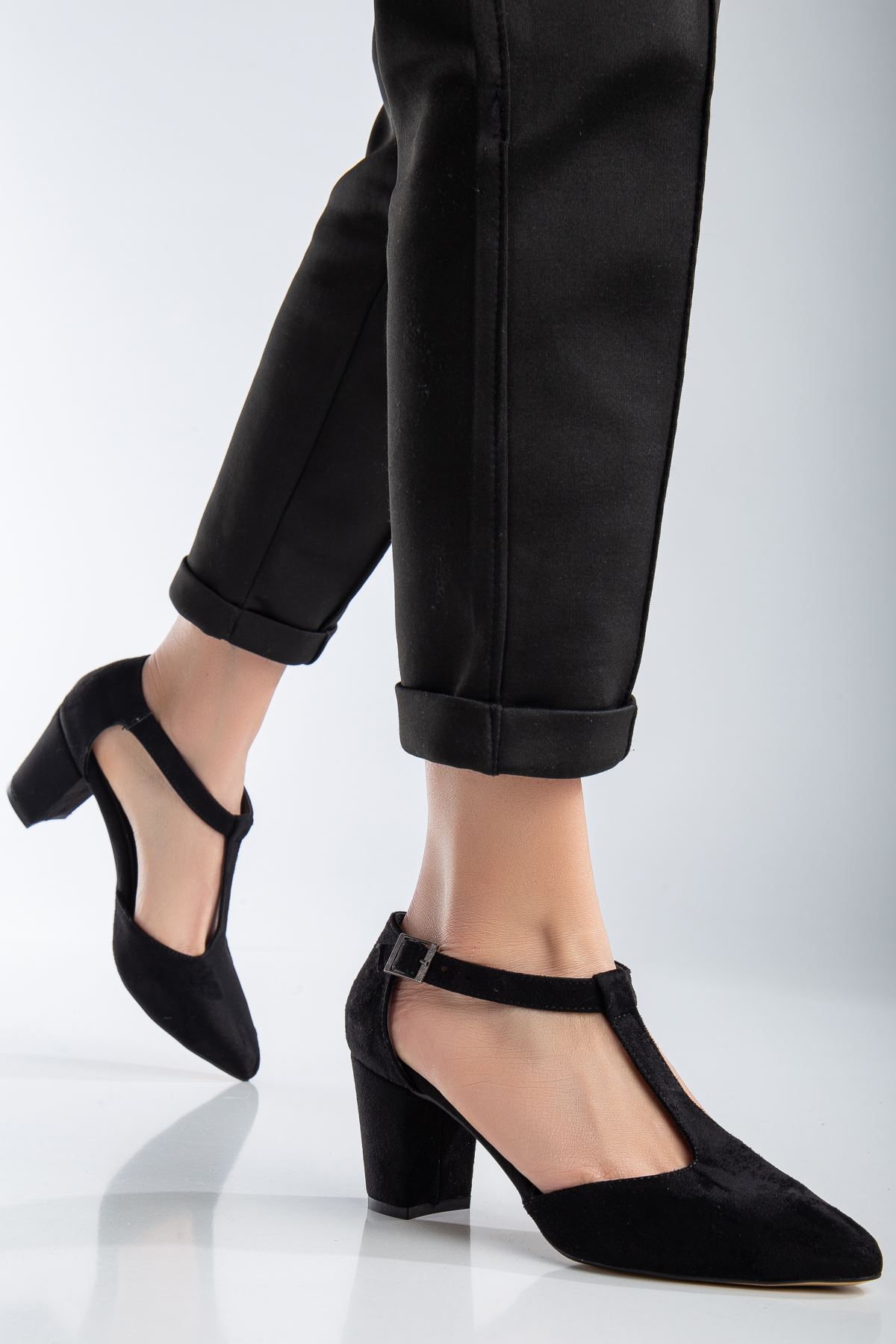 Niven Siyah Süet Topuklu Kadın Ayakkabı 