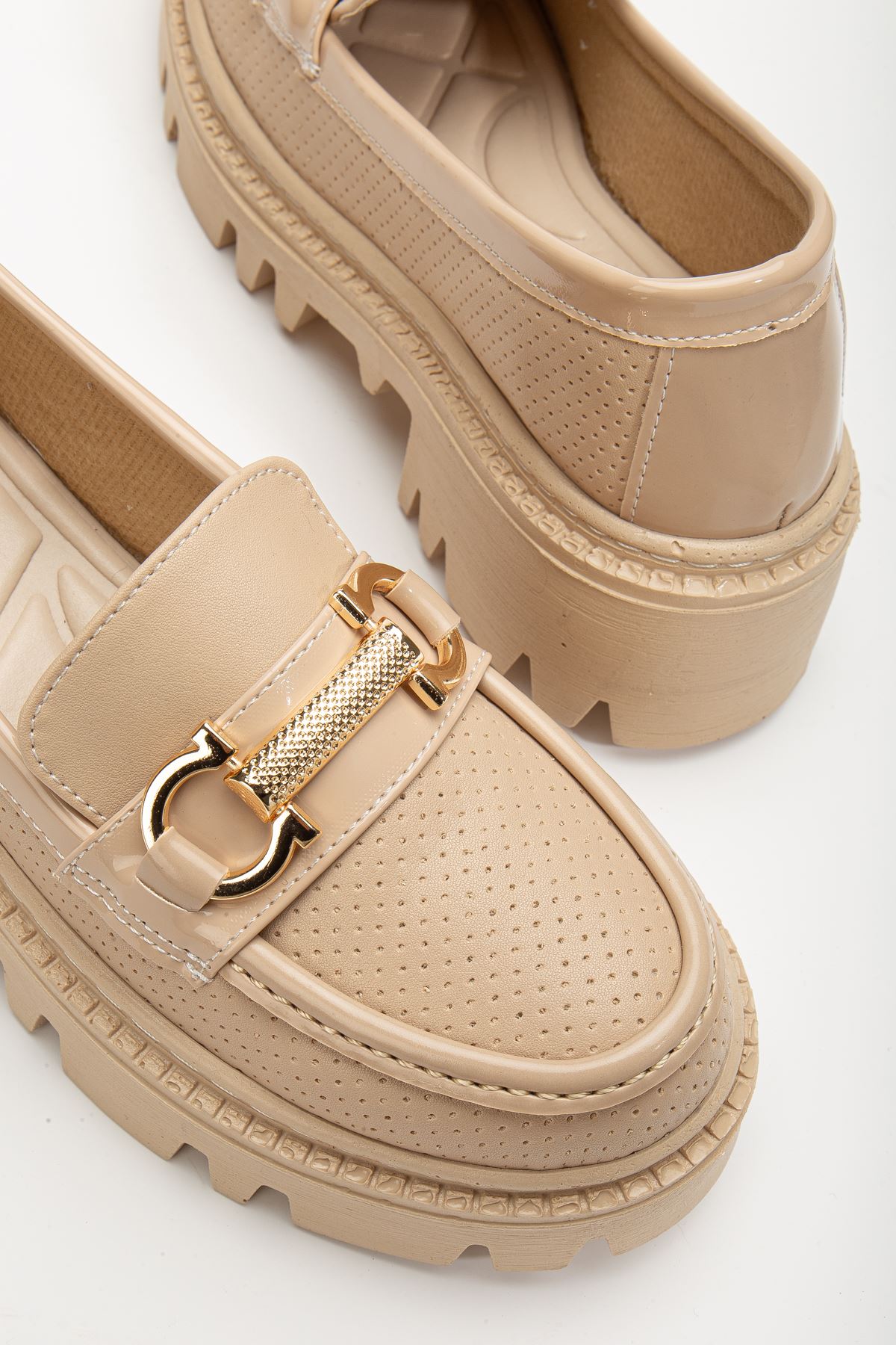 Benaz Kadın Nude Toka Detaylı Loafer Ayakkabı