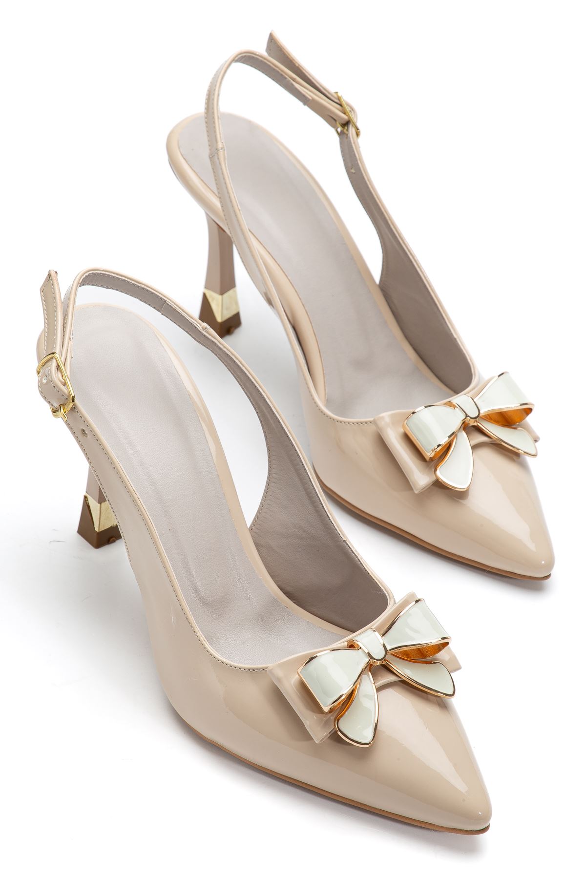 Kadın Bej Rugan Kurdele Detaylı Özel Tasarım İnce Topuklu Ayakkabı 