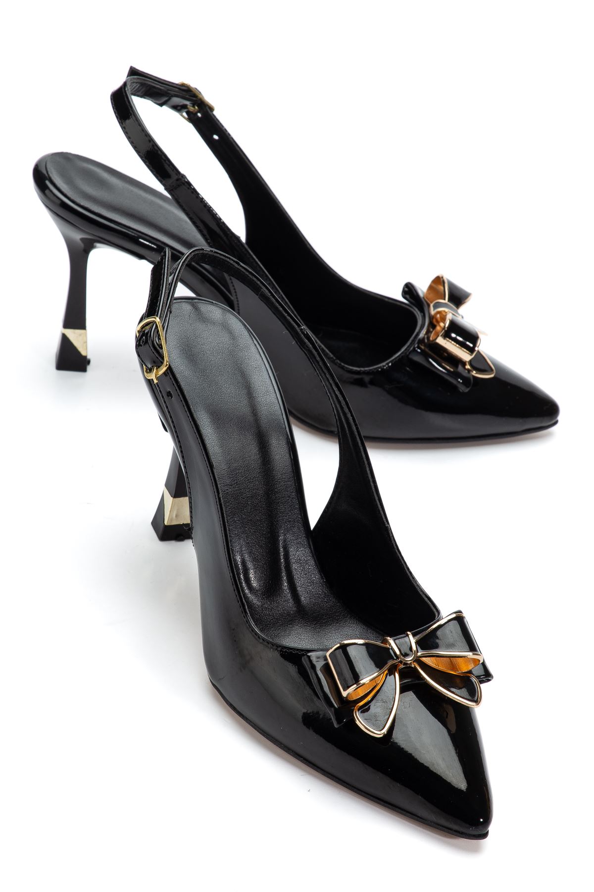 Kadın Siyah Rugan Kurdele Detaylı Özel Tasarım İnce Topuklu Ayakkabı  