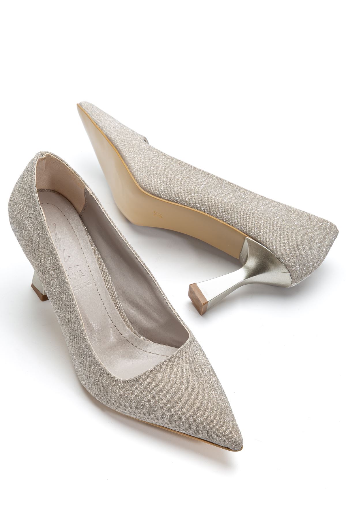 Kadın Altın Simli Sivri Burun İnce Topuklu Stiletto 