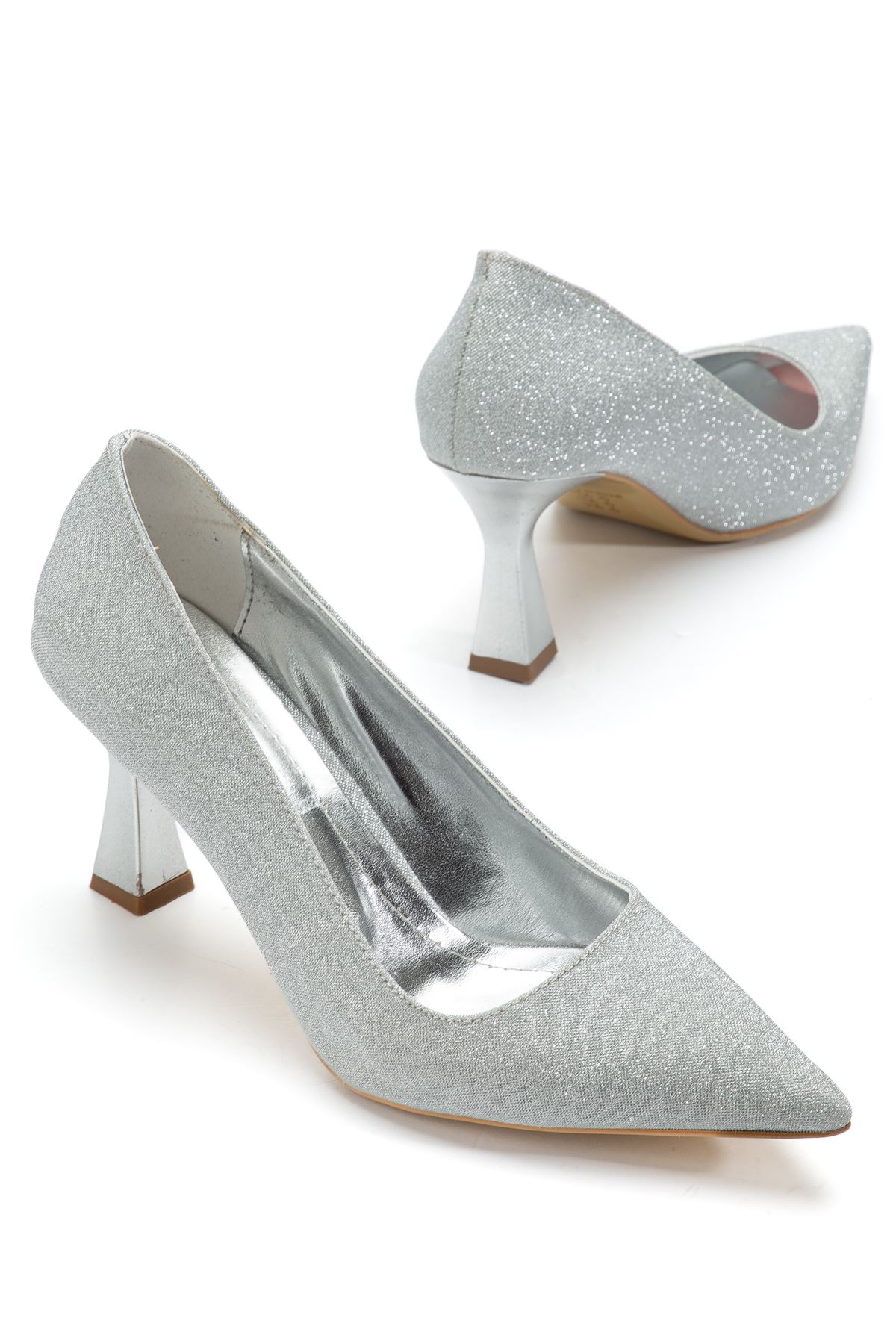 Kadın Gümüş Simli Sivri Burun İnce Topuklu Stiletto