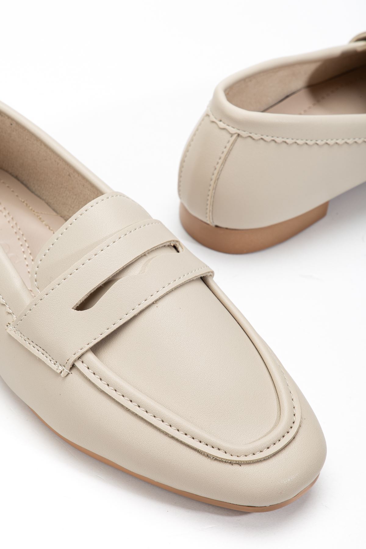 Kadın Bej Cilt Klasik Düz Taban Hafif Ortopedik Babet 