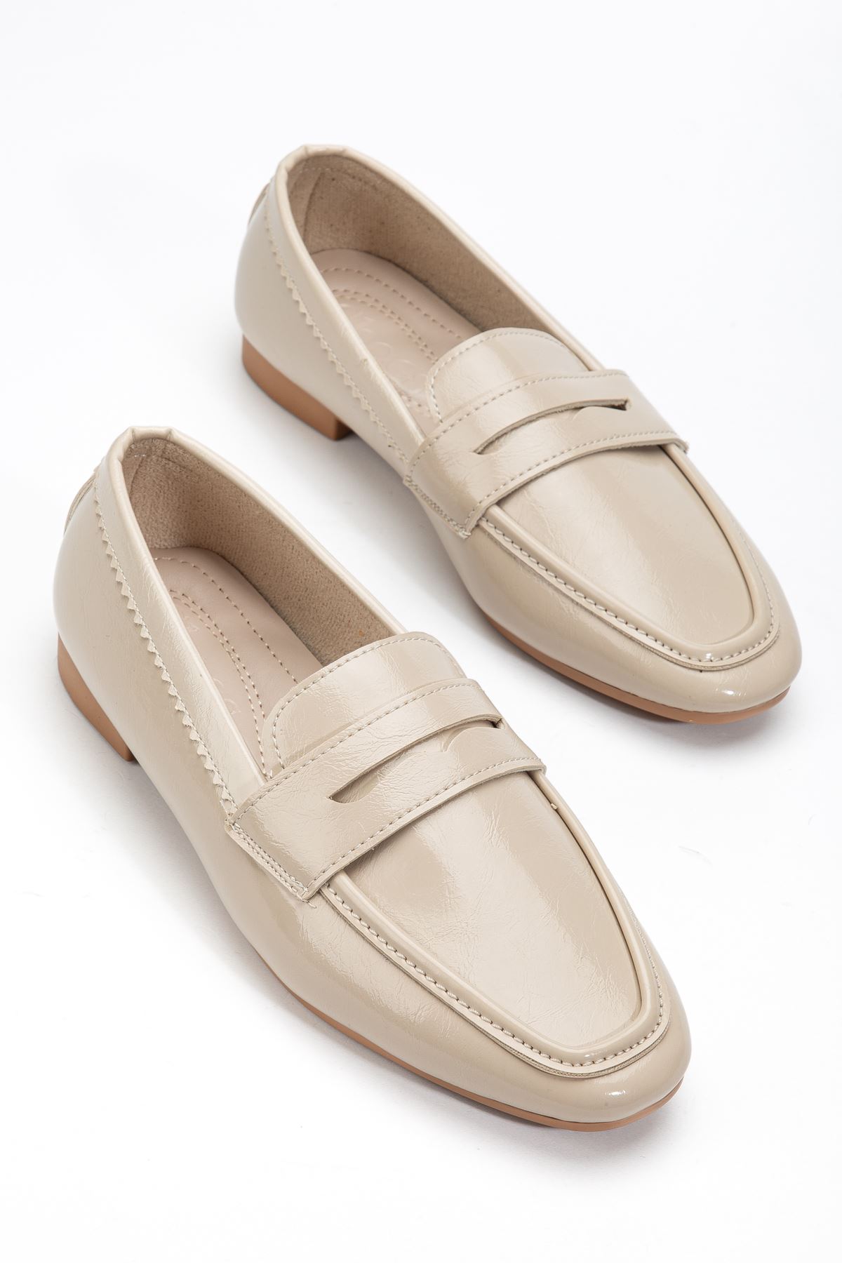 Kadın Bej Rugan Klasik Düz Taban Hafif Ortopedik Babet   