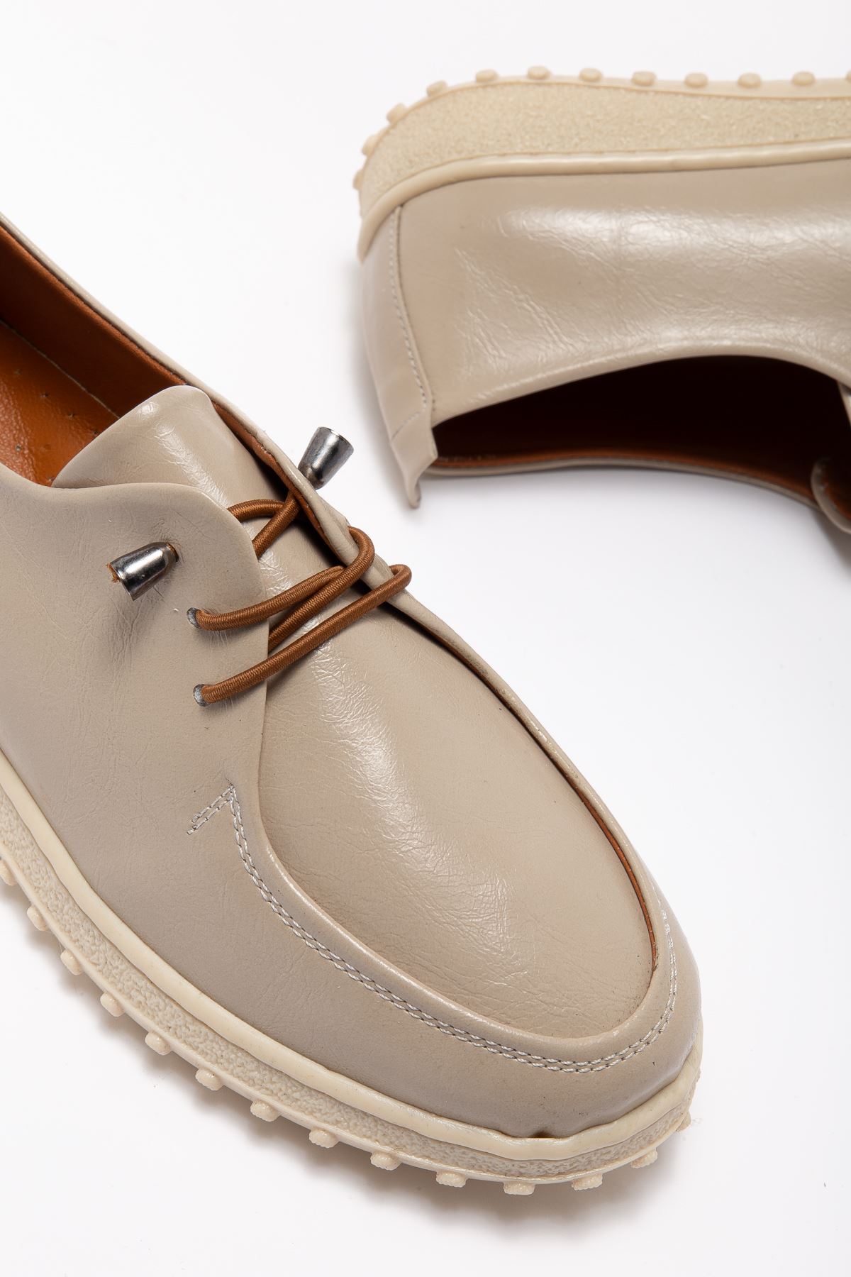 Kadın Bej İçi Hakiki Deri Bağcıklı Ortopedik Babet