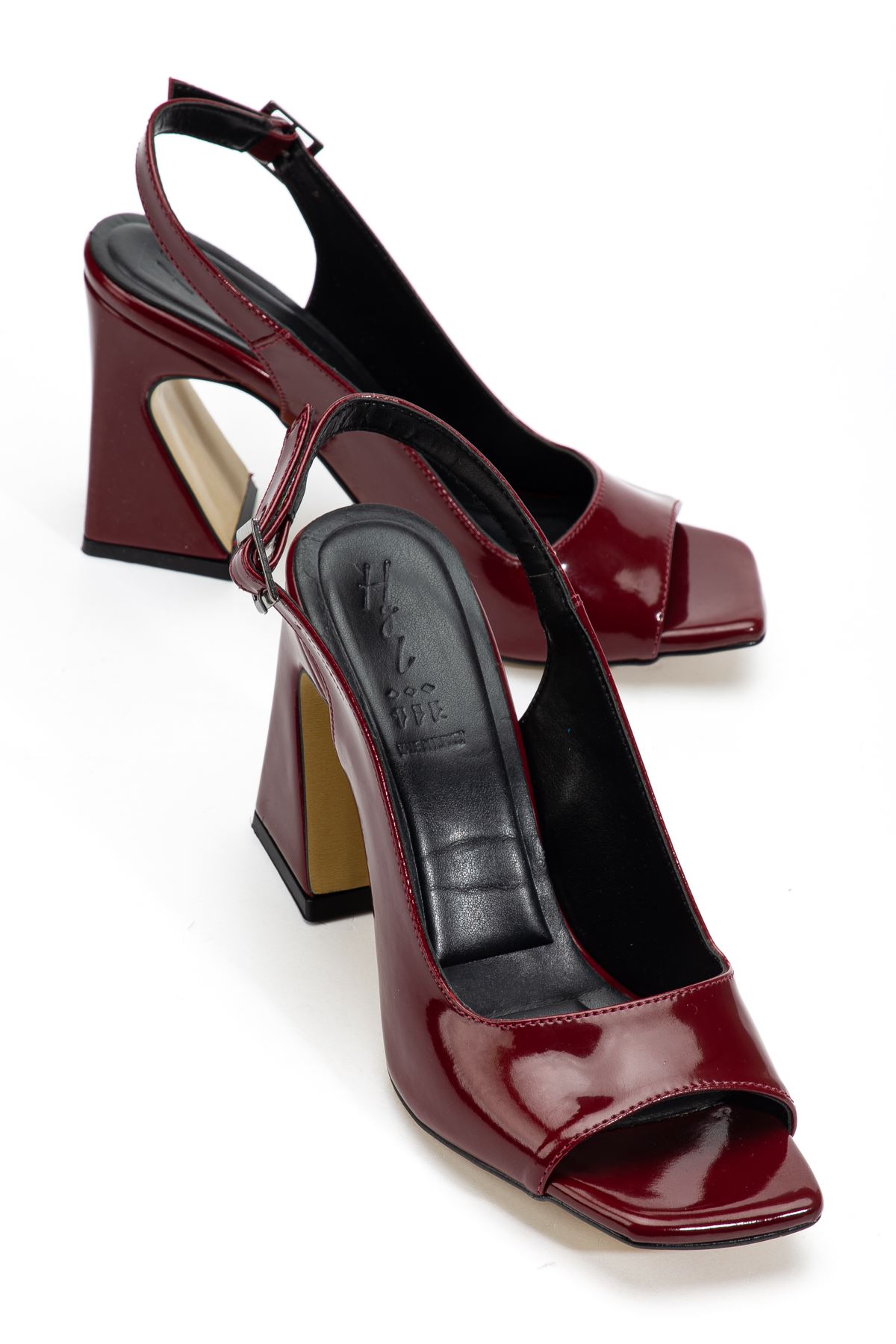 Kadın Bordo Rugan Özel Tasarım Ökçe Klasik Topuklu Ayakkabı  