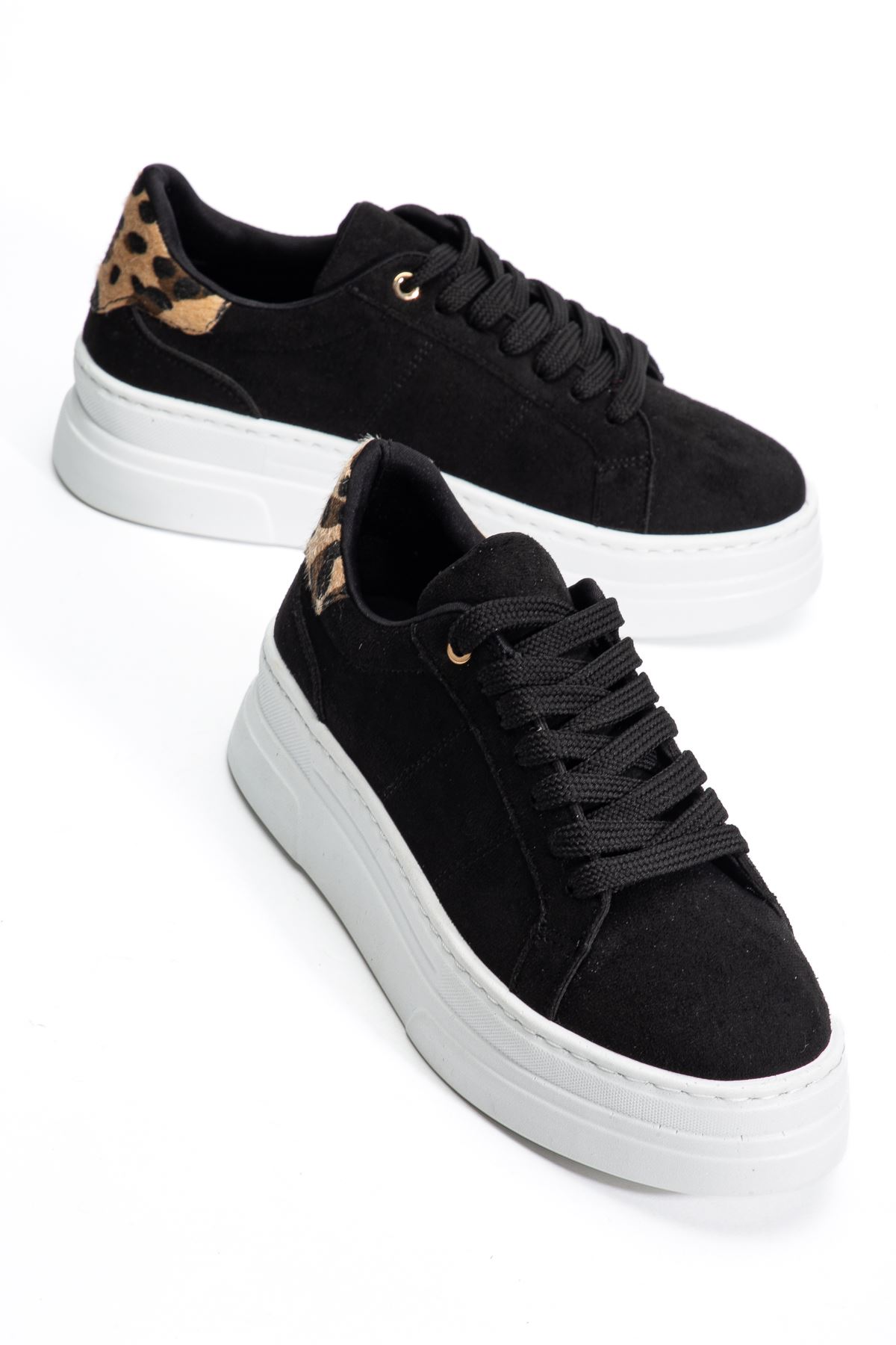 Kadın Siyah Süet Poli Taban Leopar Desenli Bağcıklı Yüksek Spor Ayakkabı 