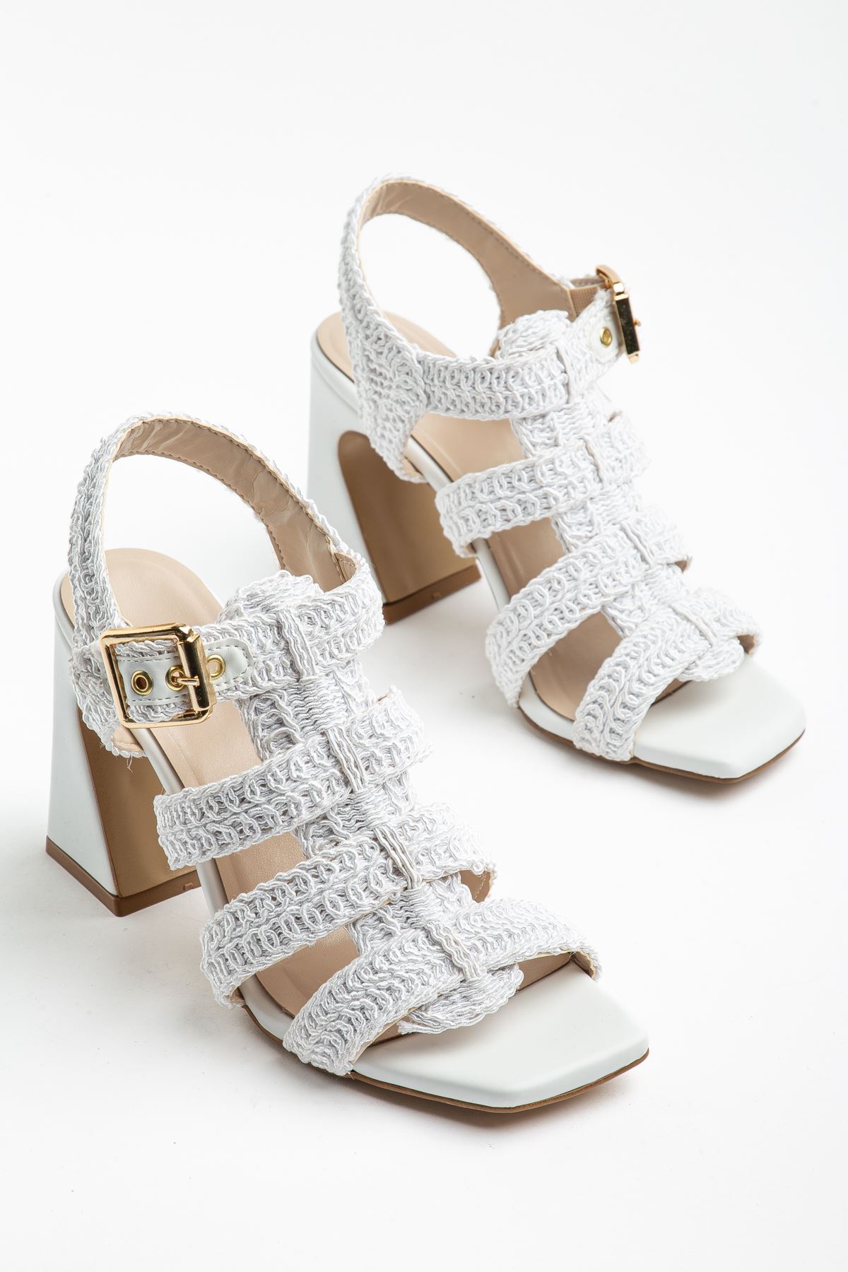 Aria Kadın Beyaz Cilt Örgülü Detaylı Klasik Topuklu Ayakkabı