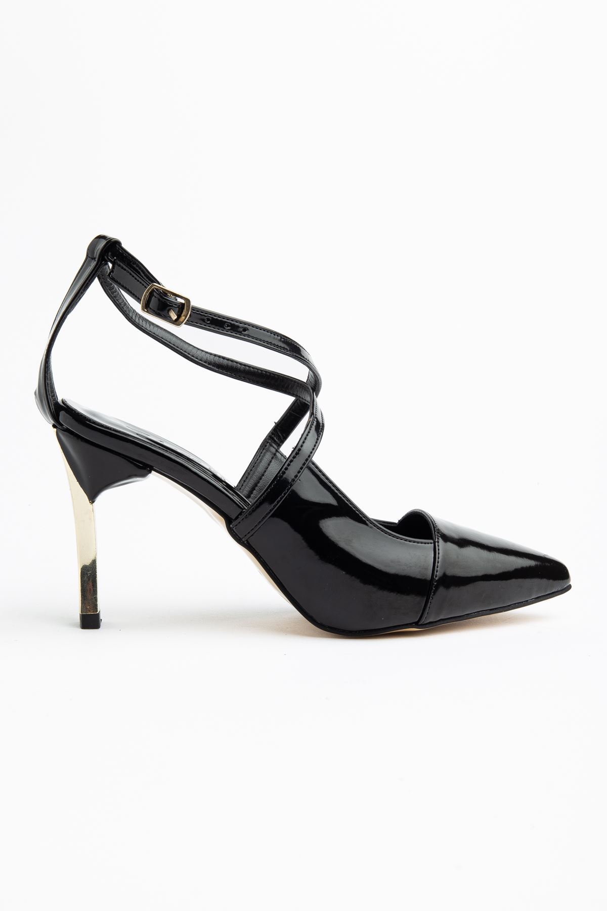 Kadın Siyah Rugan Çapraz Bağlı Gold Ökçe Topuklu Ayakkabı  