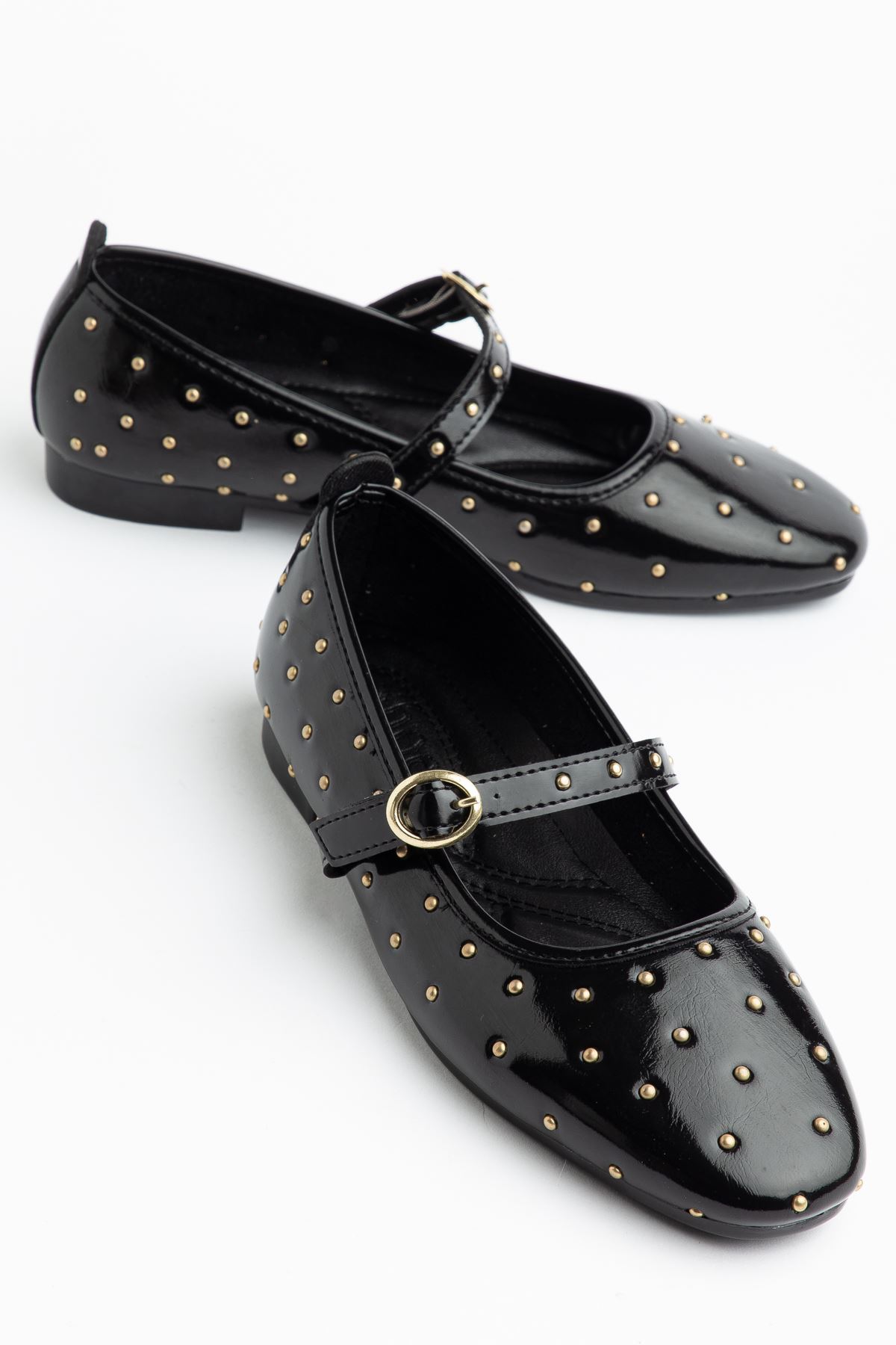 Kadın Siyah Rugan Baretli Tokalı Babet