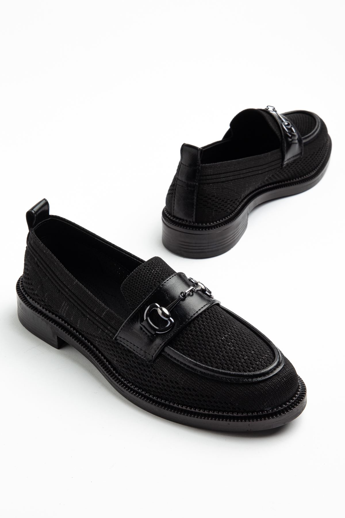 Vita Kadın Siyah Triko Günlük Tokalı Detaylı Babet 