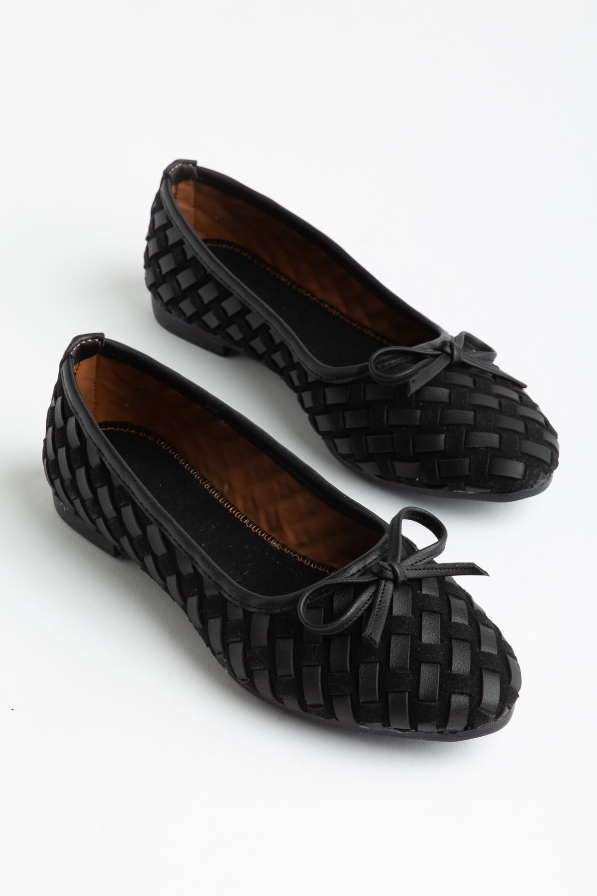 Bero Kadın Siyah El Örgüsü Fiyonklu Ortopedik Babet