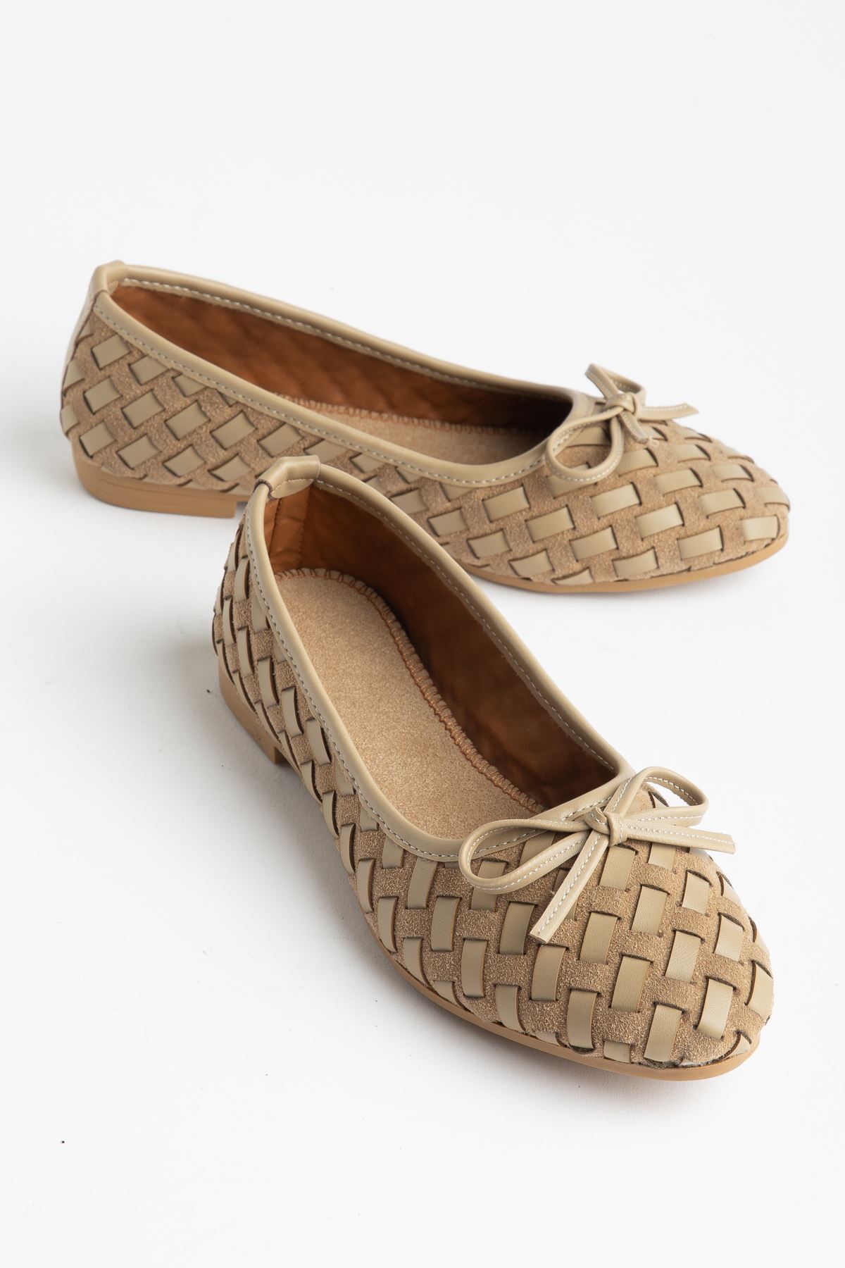 Bero Kadın Vizon El Örgüsü Fiyonklu Ortopedik Babet   