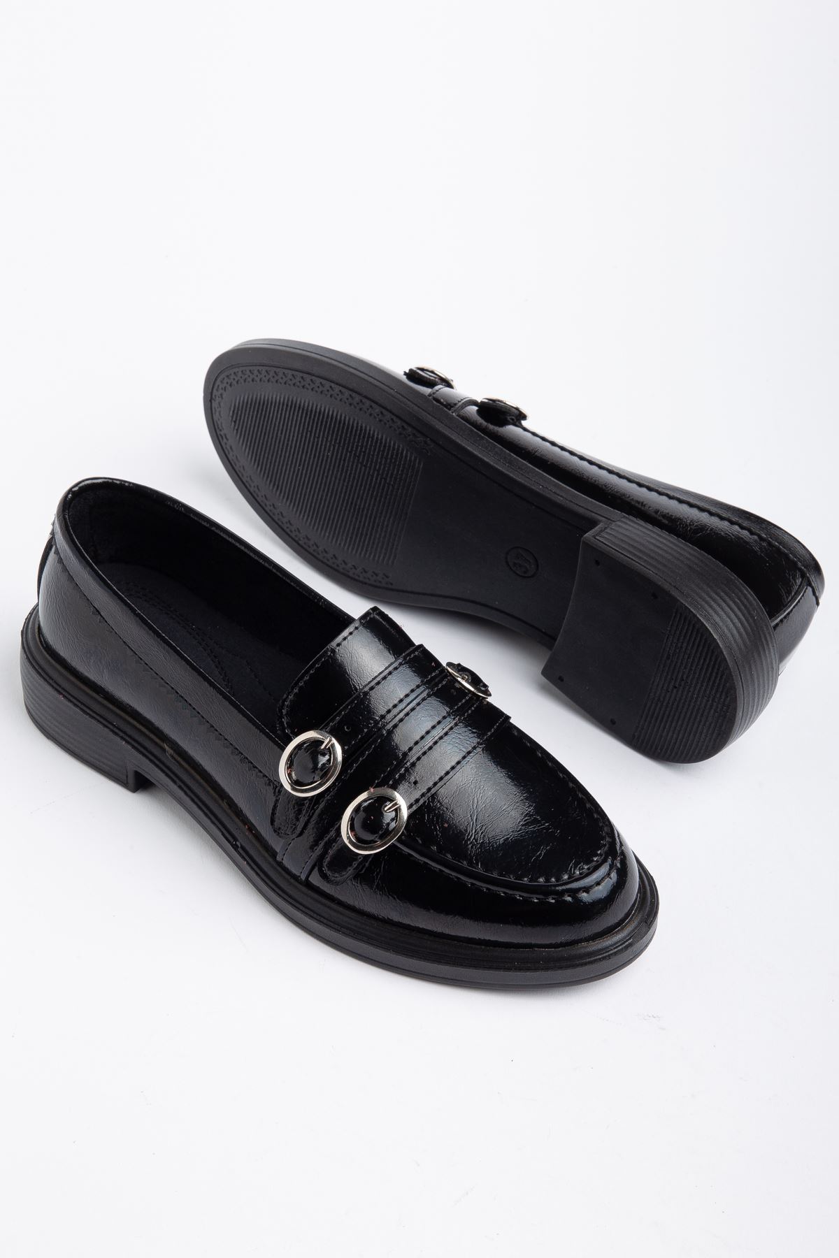 Kadın Siyah Rugan 3 Tokalı Loafer Ayakkabı  