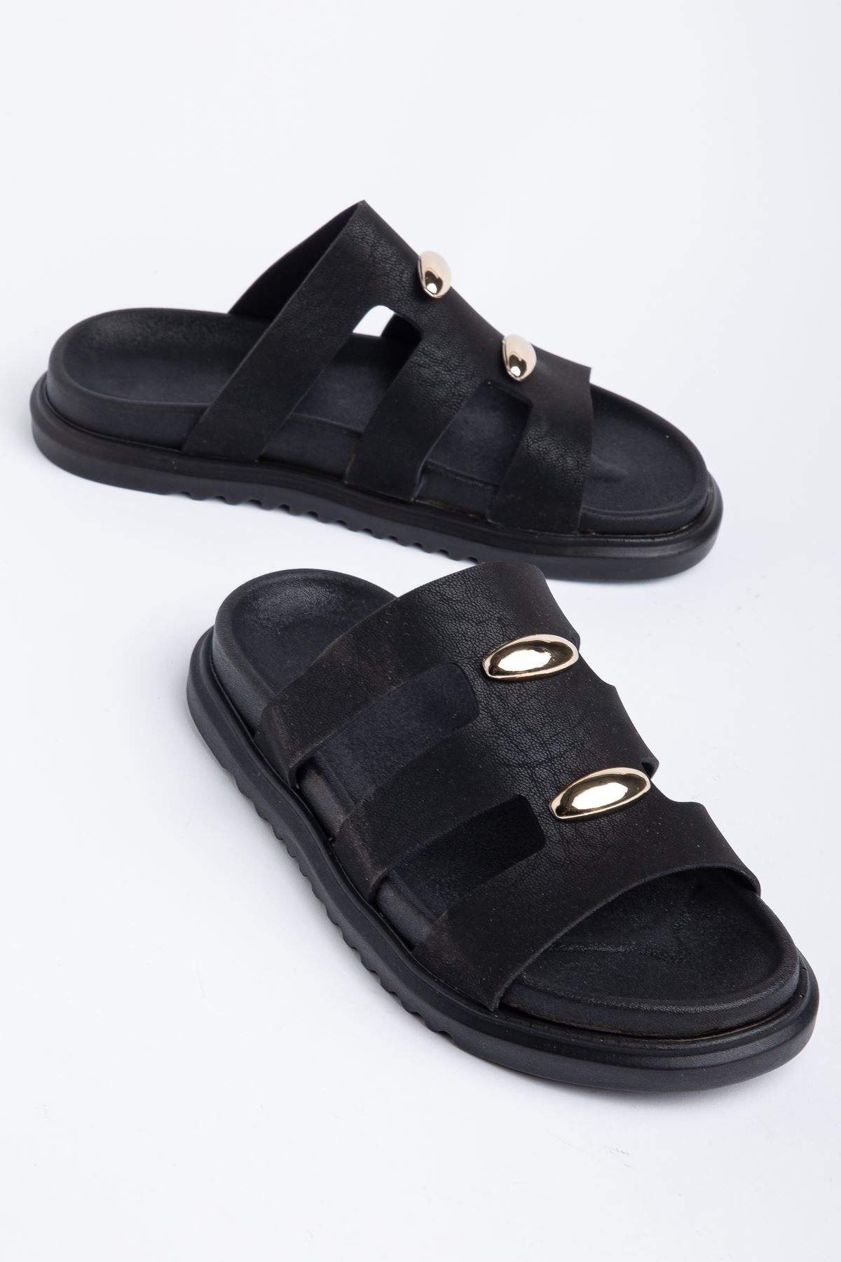 Hayal Kadın Siyah Cilt Gold Detaylı Poli Taban Terlik 