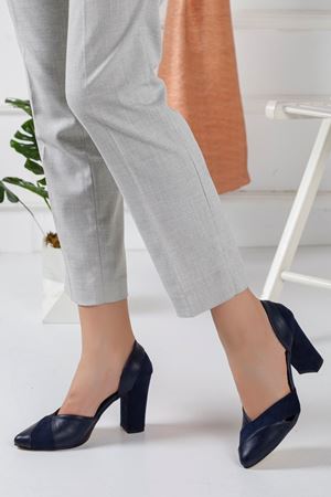 Loretta Lacivert Topuklu Ayakkabı