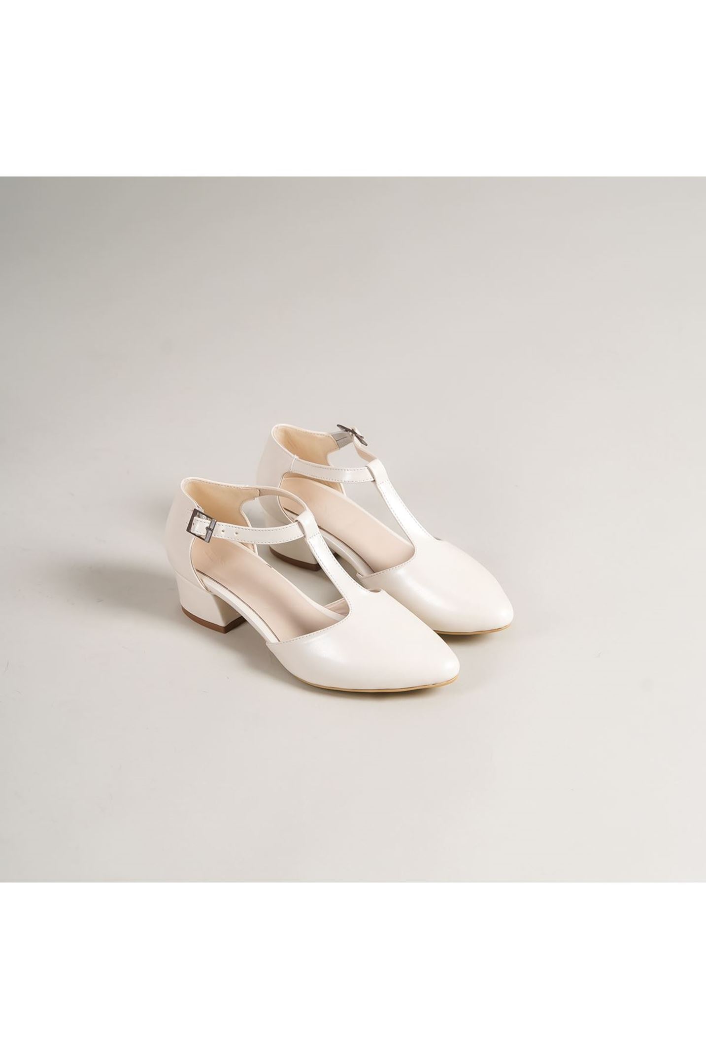 Jane Beyaz Sedef Detaylı Topuklu Kadın Ayakkabı