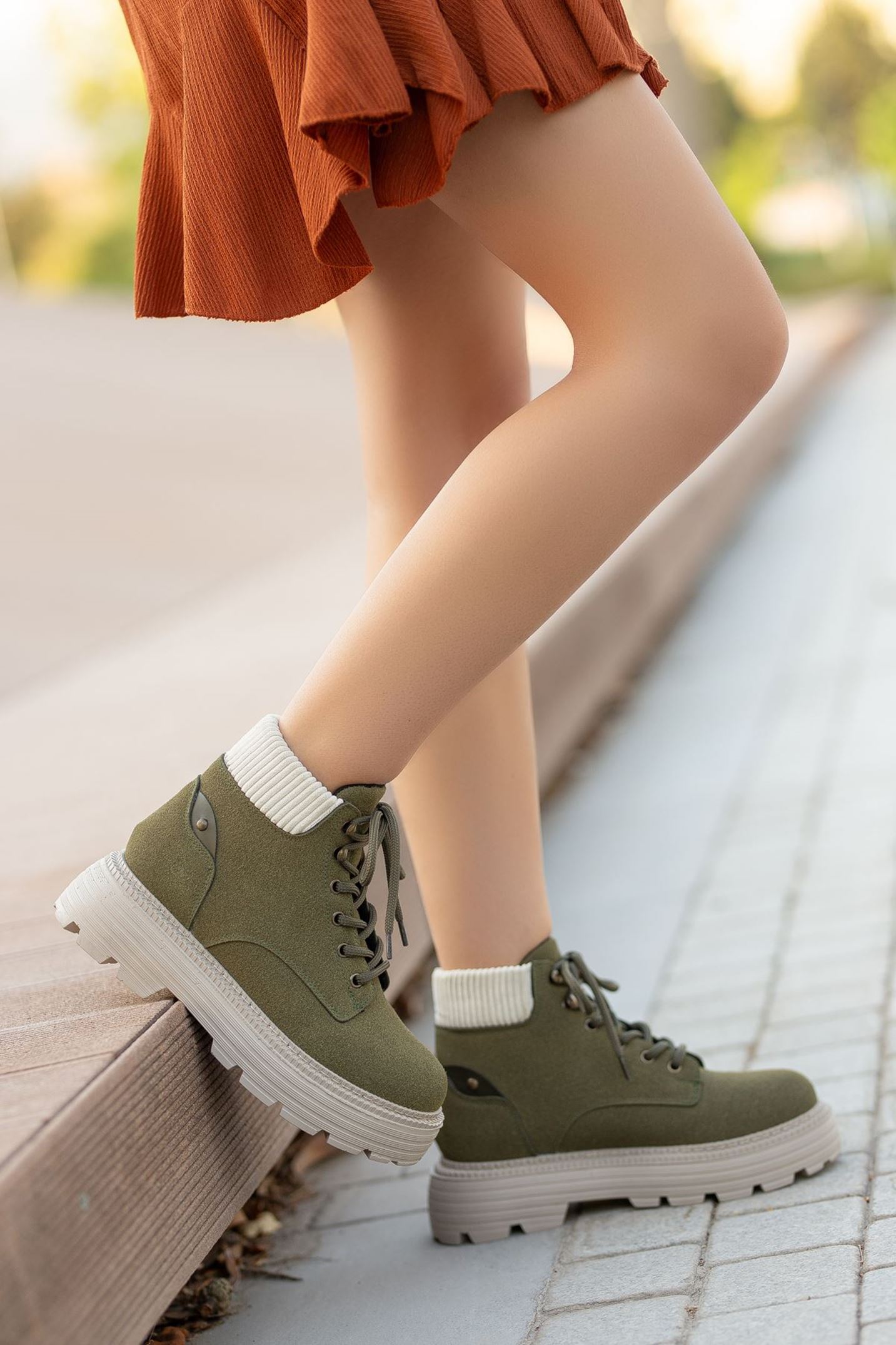 Kadın Haki Cat Bağcık Detaylı Bot