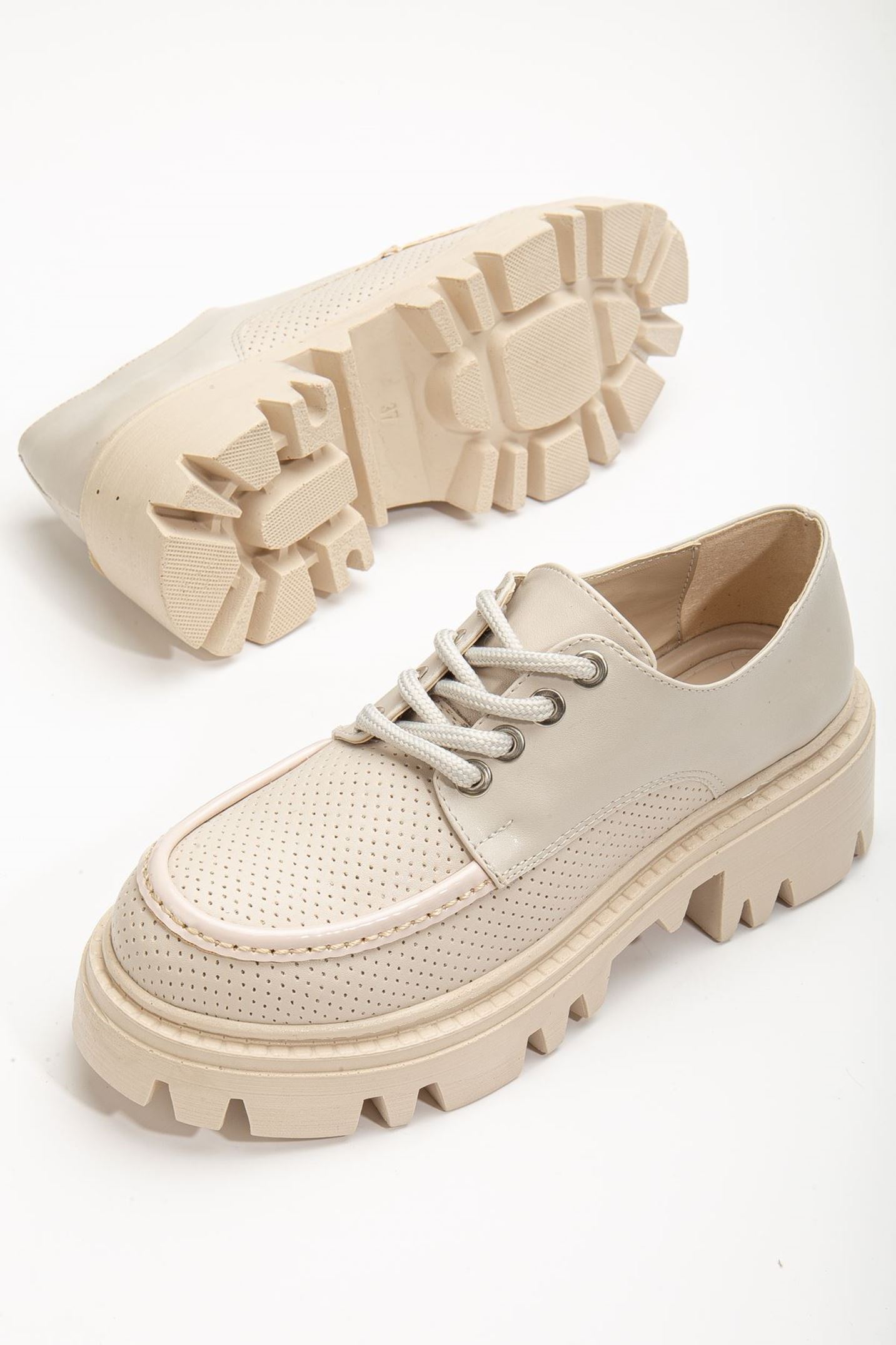 Minnet Kadın Bej Bağcık Detaylı Loafer Ayakkabı