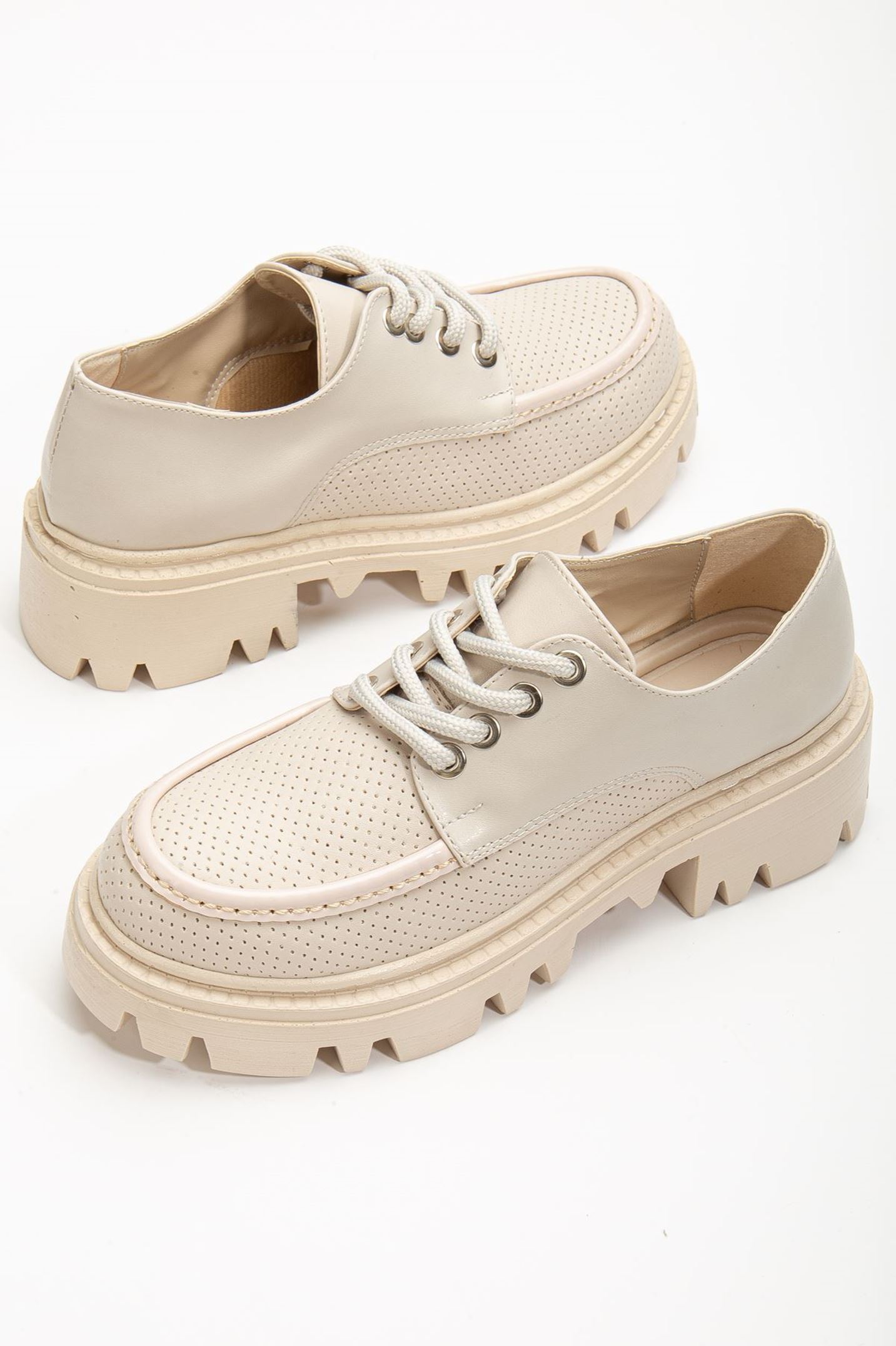 Minnet Kadın Bej Bağcık Detaylı Loafer Ayakkabı