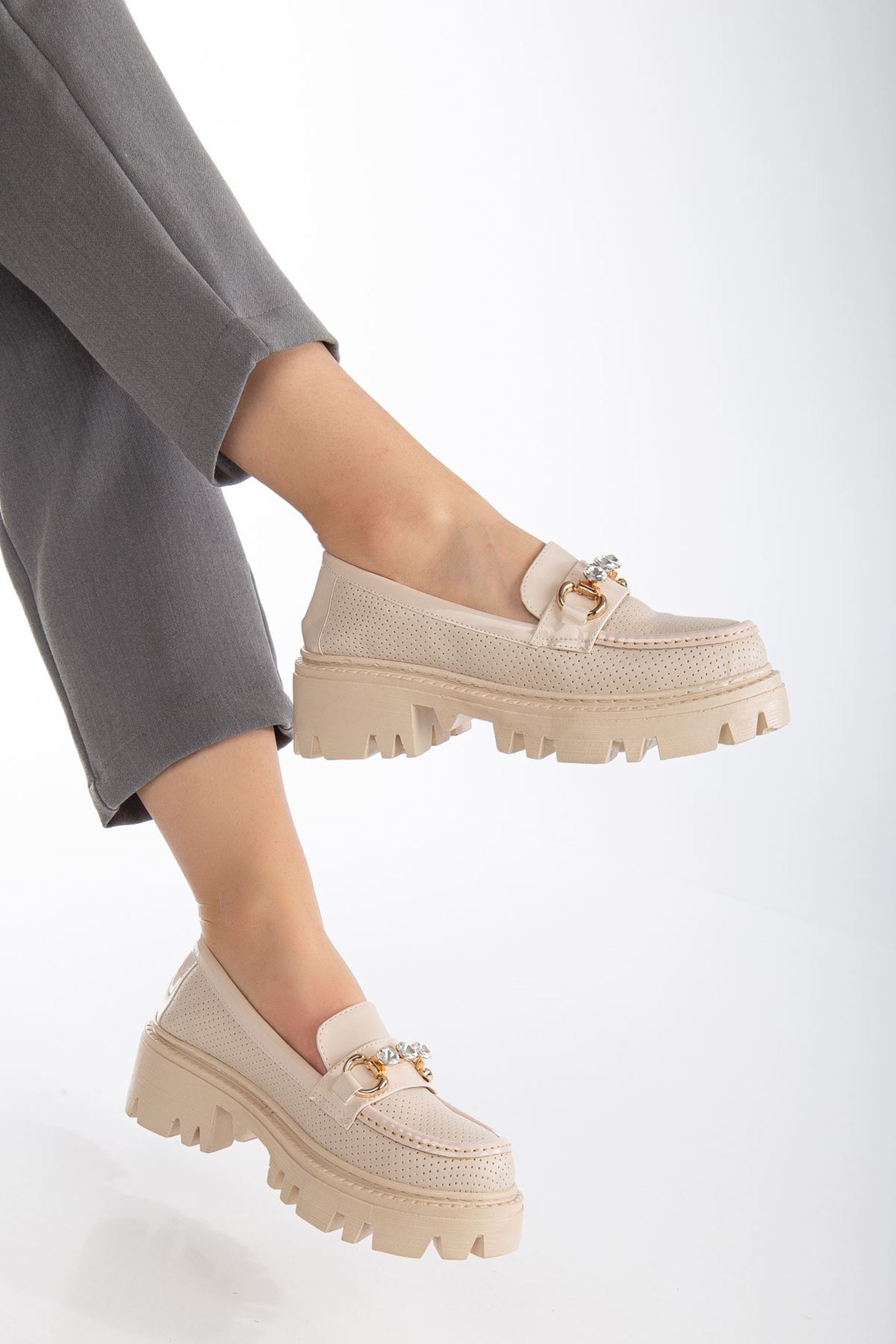 Yesenia Krem Elmas Detay Tokalı Oxford Ayakkabı