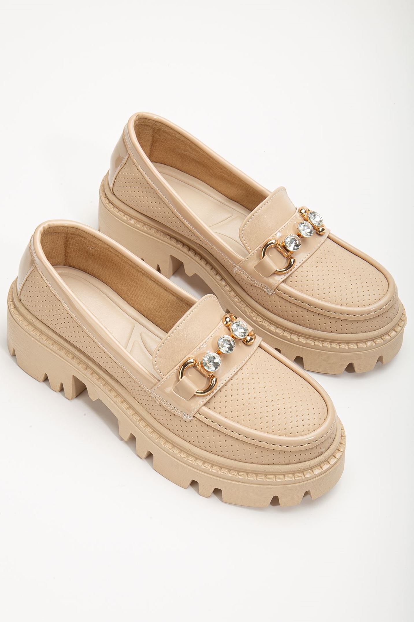 Yesenia Kadın Nude Elmas Detay Tokalı Loafer Ayakkabı