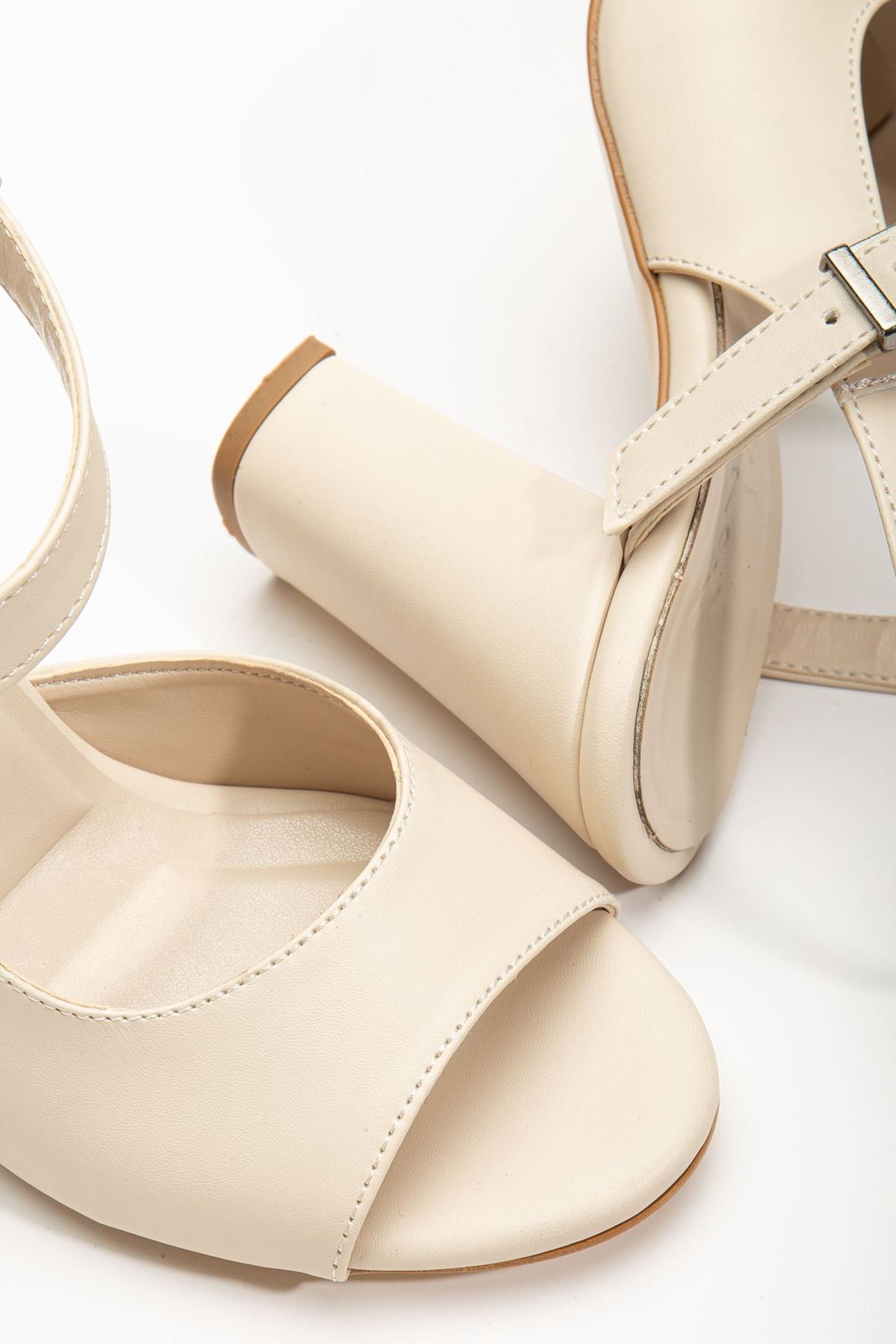 Lovisa Topuklu Krem Cilt Kadın Ayakkabı