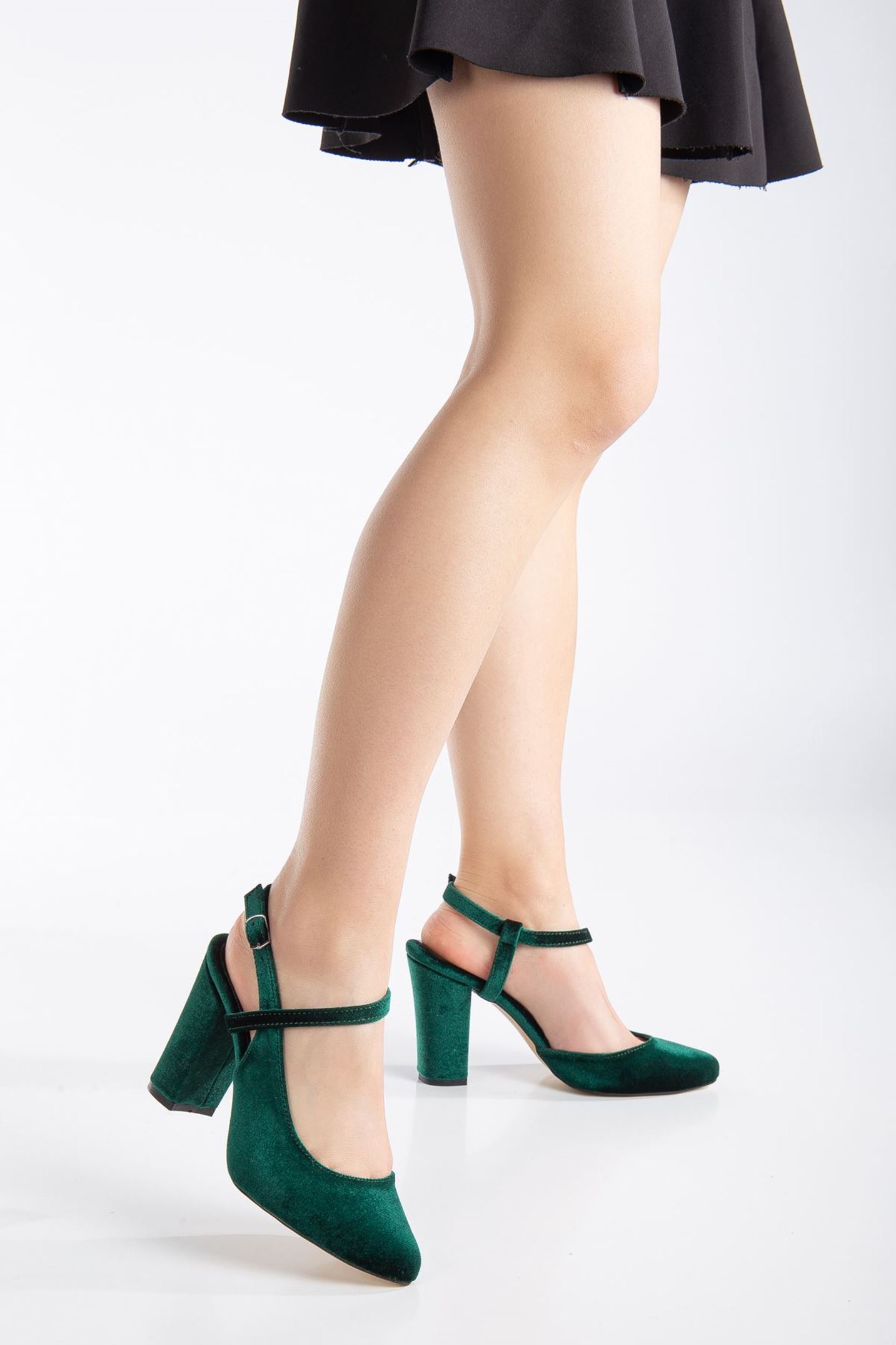 Lotus Haki Kadife Bilekten Bağlamalı Topuklu Kadın Ayakkabı 