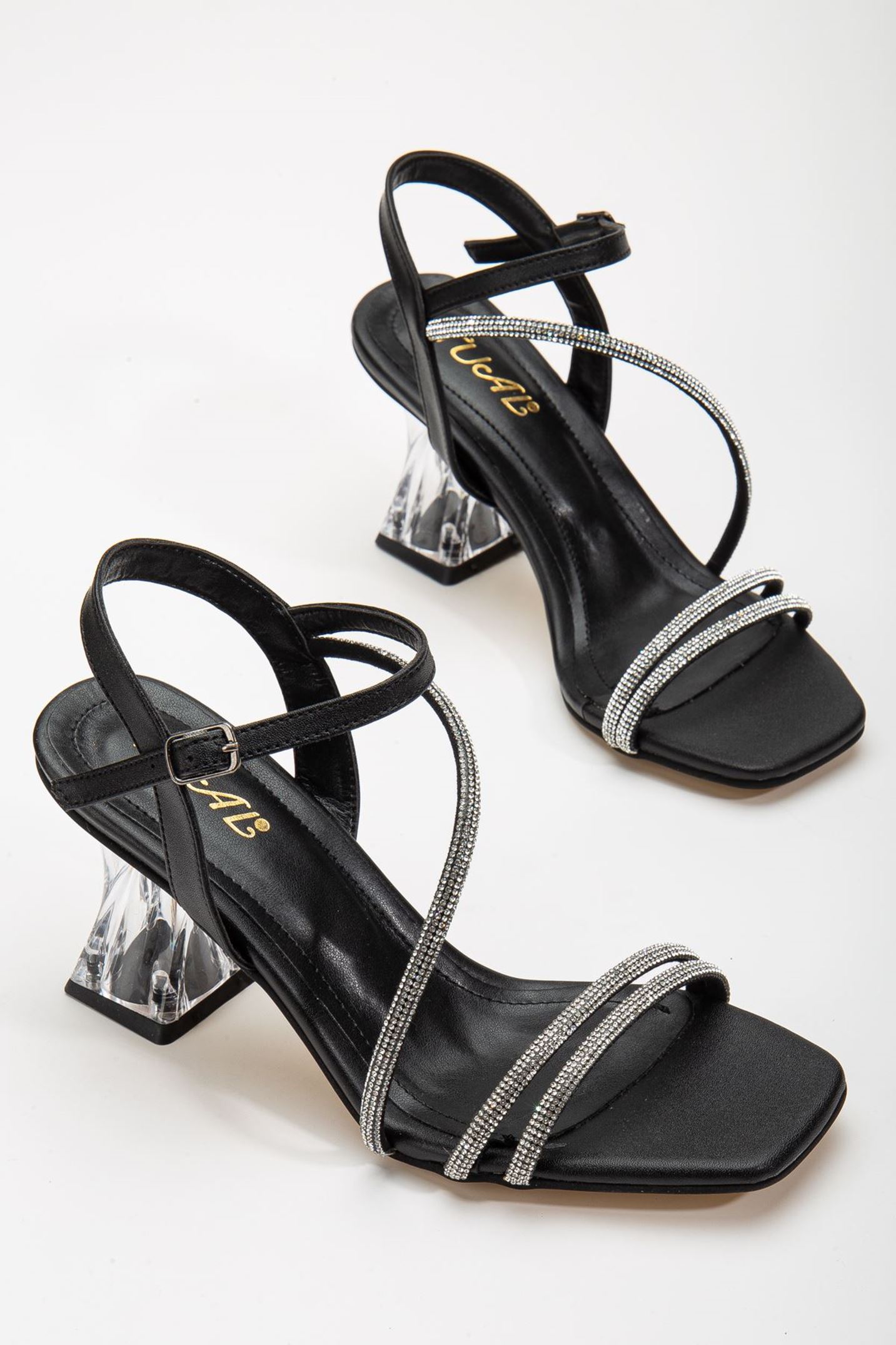 Kadın Siyah Taş Detaylı Şeffaf Topuklu Abiye Ayakkabı