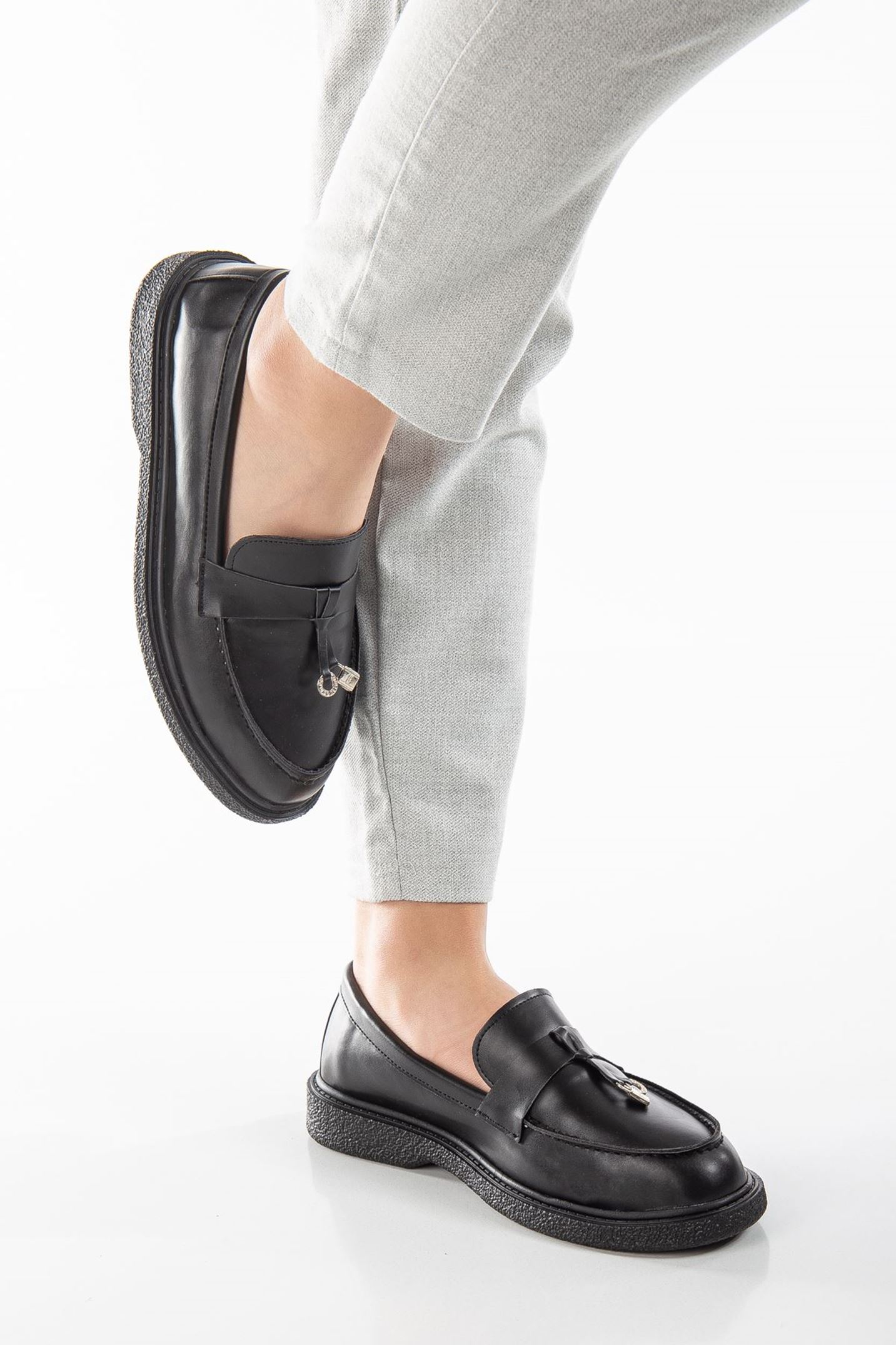 Luigi Siyah Cilt Kadın Ortopedik Babet