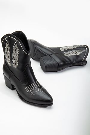 Şewol Kadın Siyah Cilt Termo Taban Nakışlı Western Kovboy Bot