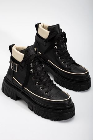 Silfa Siyah - Bej Toka Detay Bağcıklı Kadın Bot