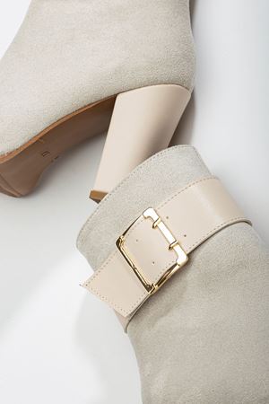 Anna Eva Bej Sivri Burunlu Fermuarlı Kalın Topuklu Bot