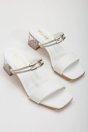 Lissen Bej Tek Bantlı Taşlı Cilt Alçak Topuklu Ayakkabı