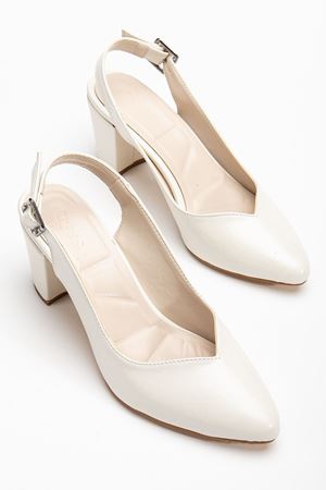 Milika Beyaz Sedef Cilt Sivri Burunlu Topuklu Kadın Ayakkabı 