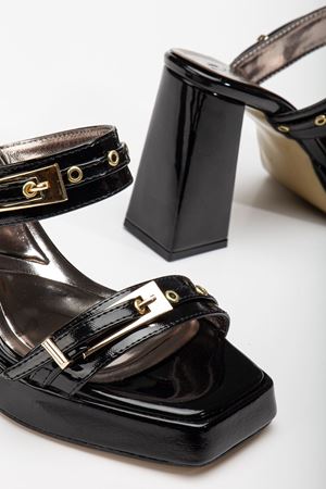 Tommo Siyah Rugan Platformlu Açık Burunlu Kalın Topuklu Ayakkabı