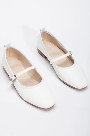 Trew Kadın Beyaz Bantlı Kemerli Hafif Babet